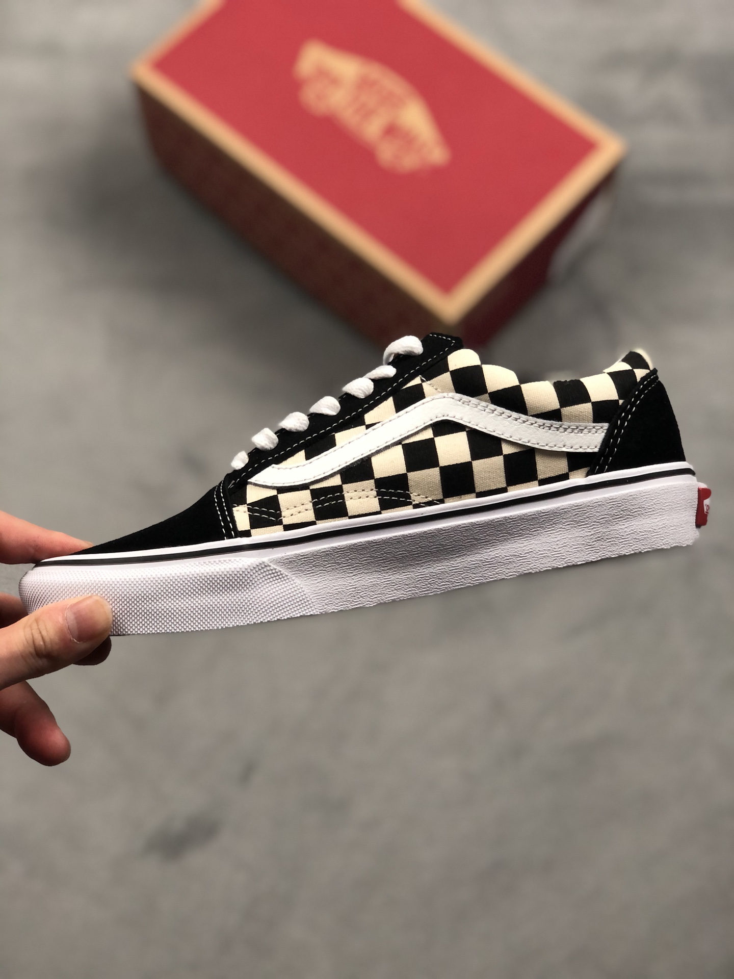 公司级 140 VANS COMFYCUSH OLD SKOOL万斯 OLD SKOOL 系列经典板鞋