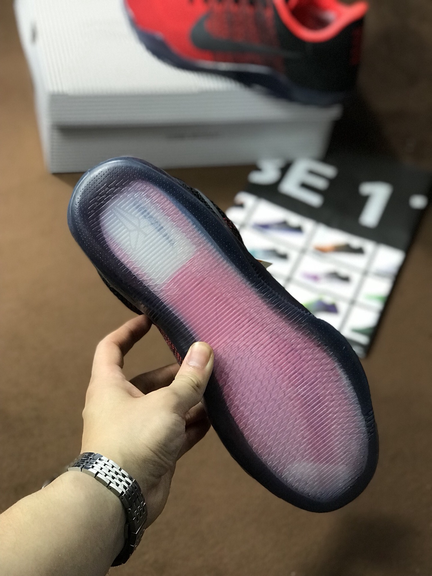220  Nike Kobe 11 Elite Low 科比11代 低帮编织鞋面男子实战篮球鞋 822675-670