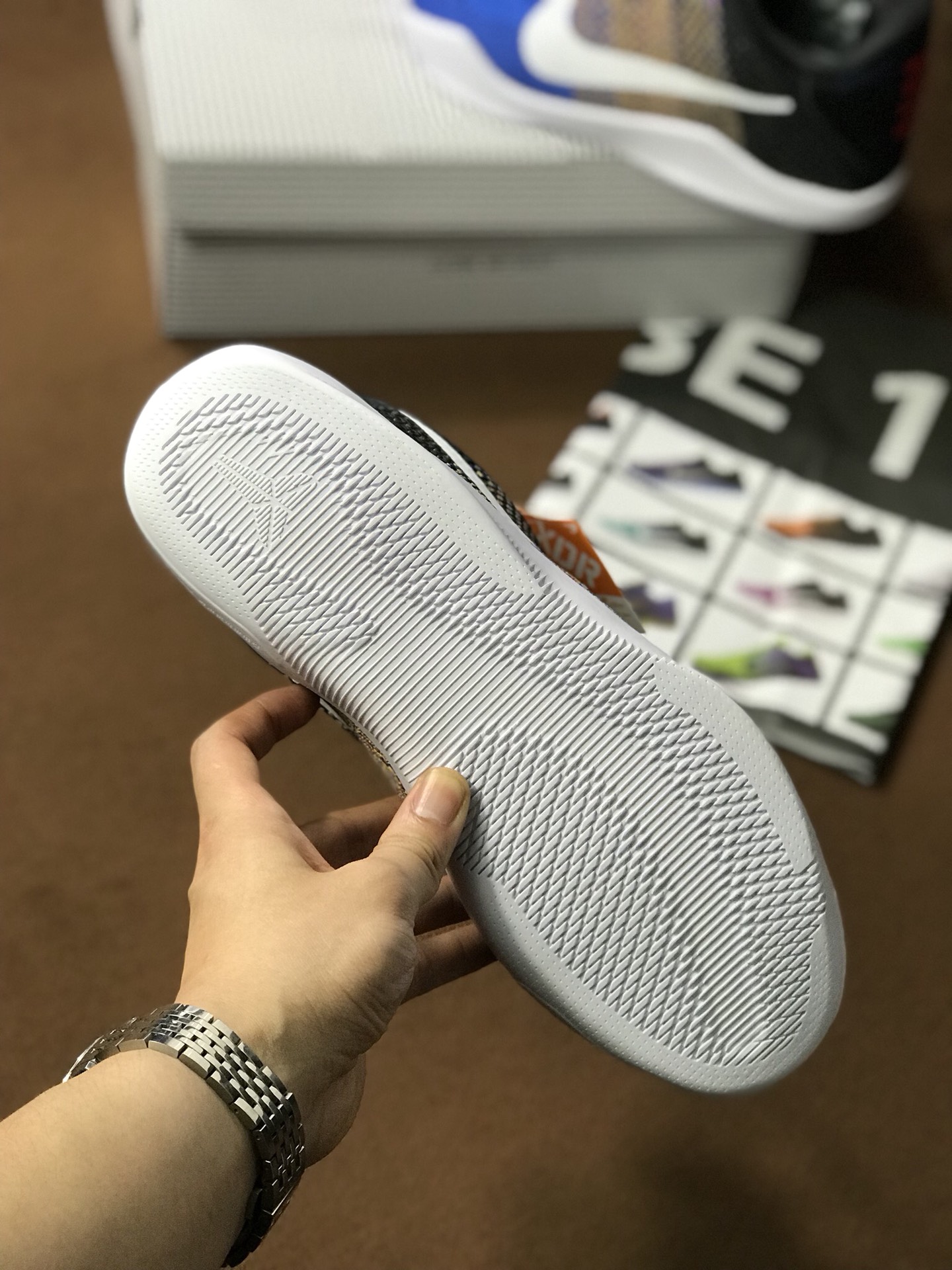 220  Nike Kobe 11 Elite Low 科比11代 低帮编织鞋面男子实战篮球鞋 822522 914 渐变蓝独家公司级品质出货