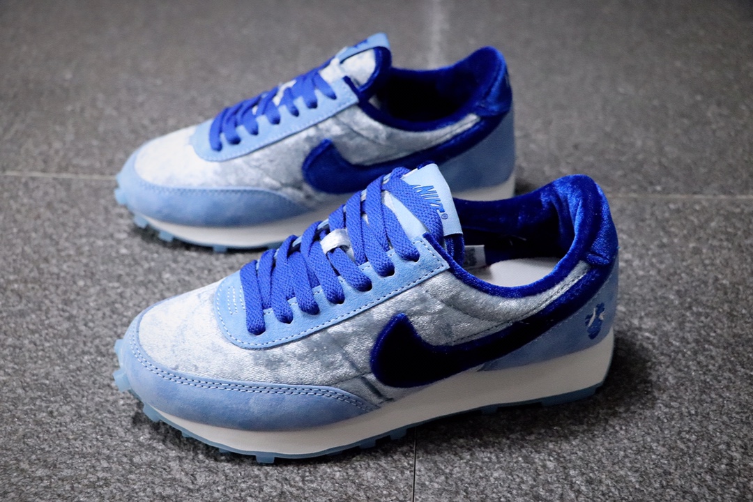 170 Strangelove x Nike Wmns Air Daybreak 破晓系列华夫复古休闲运动慢跑鞋BV7725-010