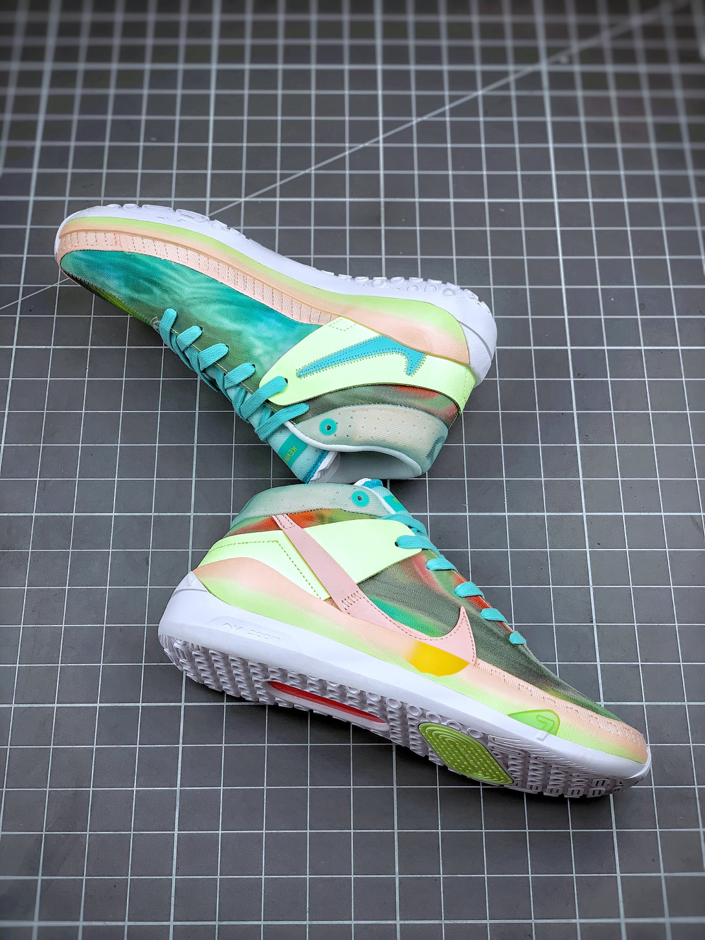 260 Nike Zoom KD 13 EP 杜兰特13代 缓震实战篮球鞋  货号：CI9948-602