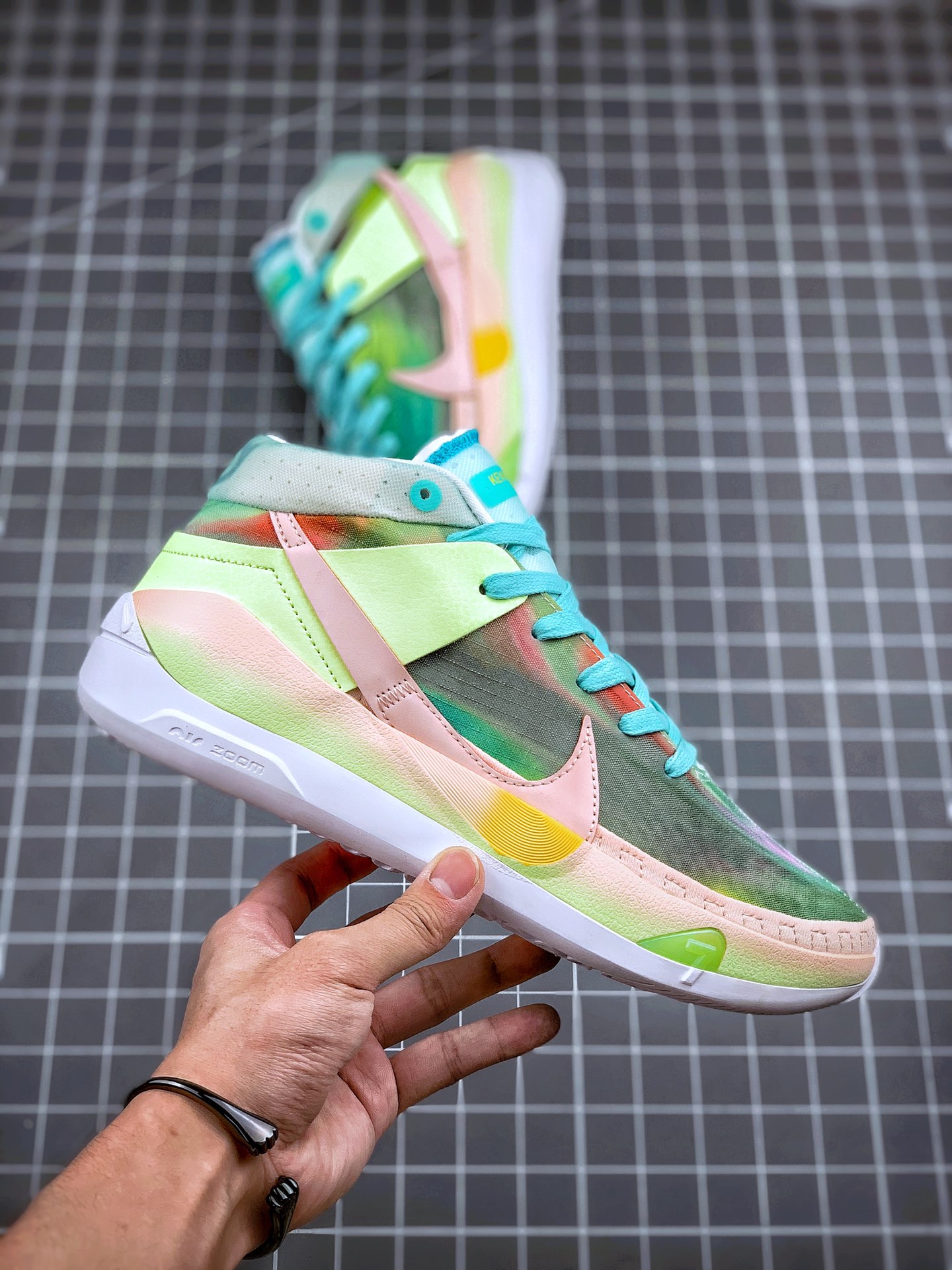 260 Nike Zoom KD 13 EP 杜兰特13代 缓震实战篮球鞋  货号：CI9948-602