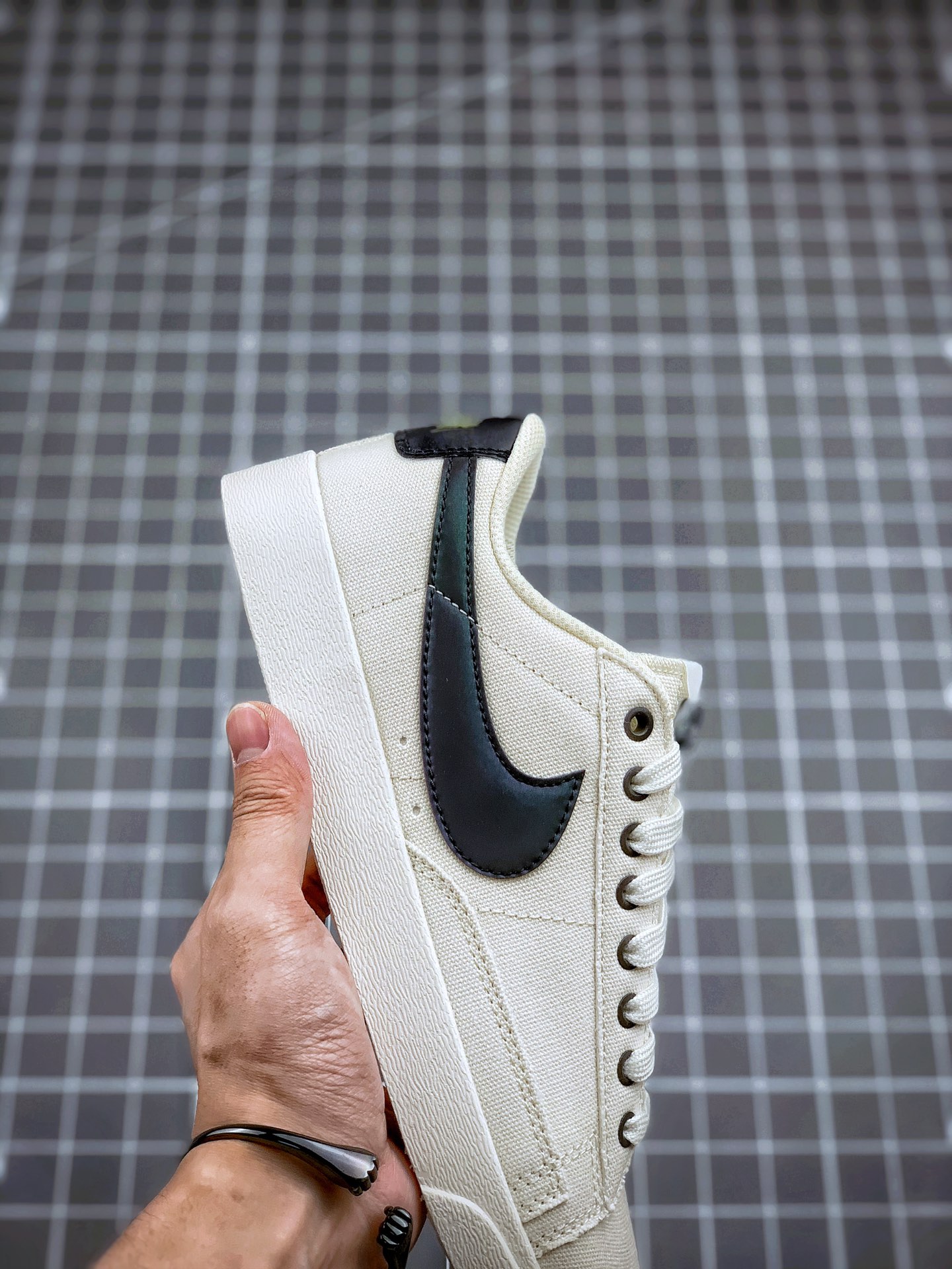 170 Nike Blazer Low LX Plant Color Wmns 货号：AV9371-104