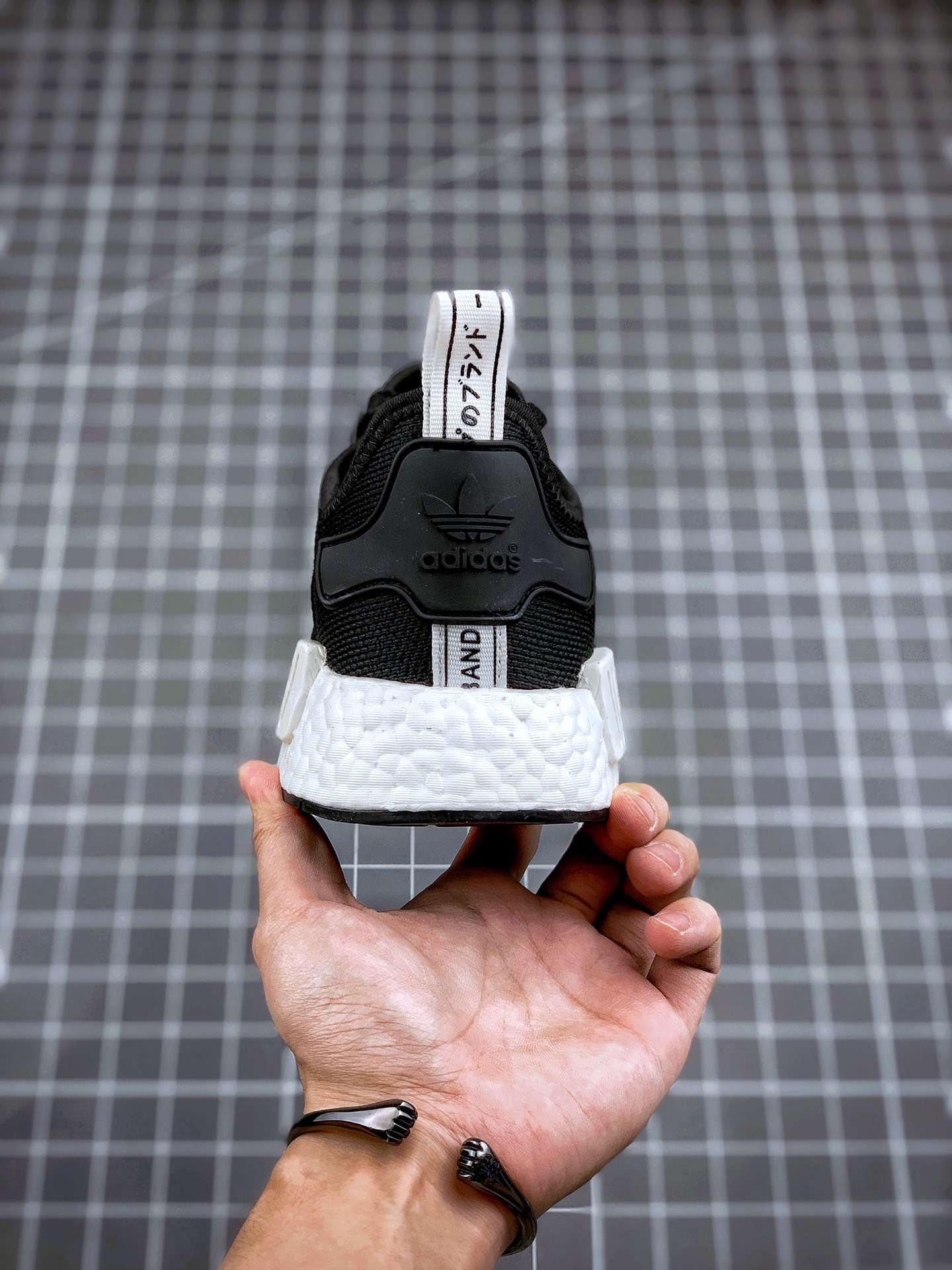 210 Adidas NMD _R1 黑白阴阳  原装进口Boost原料  永不发黄氧化