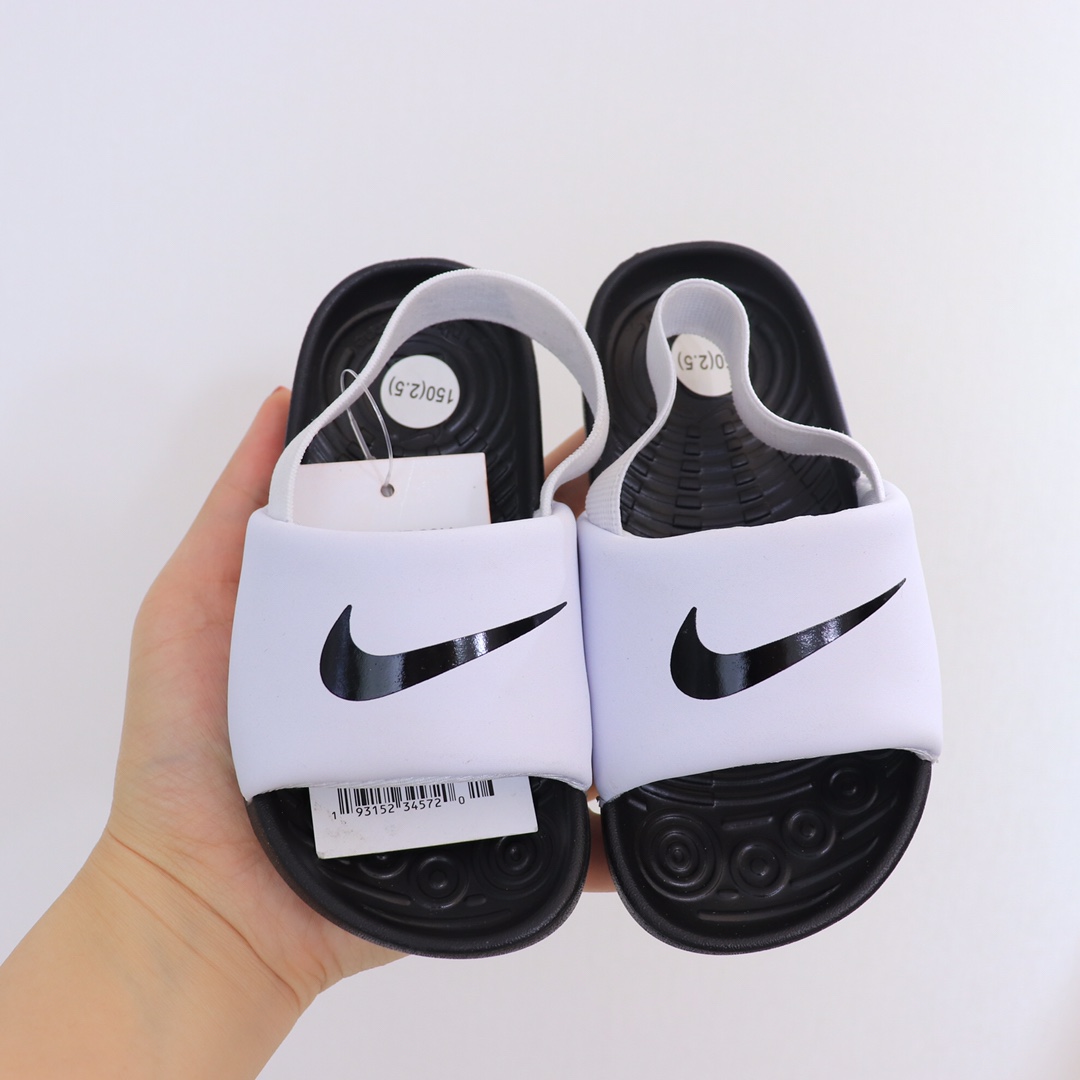 图片[2]-ＮＫ新款儿童凉拖 专G版无敌好质量👏不愧是爆款.颜值担当吖～.真的是萌你一脸好么🤩我一百分推荐💯收到绝对惊艳到你.不仅仅是好看，质量都超乎想象了，橡胶底防滑耐磨关键是软到你尖叫的.哪哪都软.鞋面.鞋后跟带.鞋底全部一软到底.特别要说的是后跟松紧带那是我见过最好的弹力带了👍-选品中心