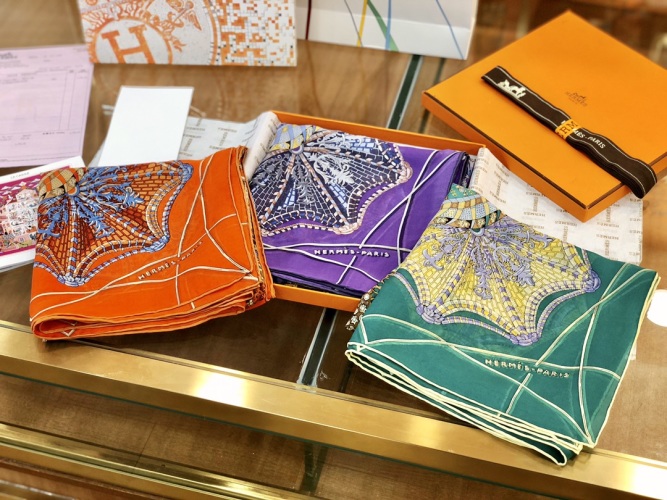 Hermes Silk Scarf Hand-Rolled Edges Twill Square Scarf 90x90cm - Various Colors 1 Hermes Silk Scarf Hand-Rolled Edges Twill Square Scarf 90x90cm - Various Colors
