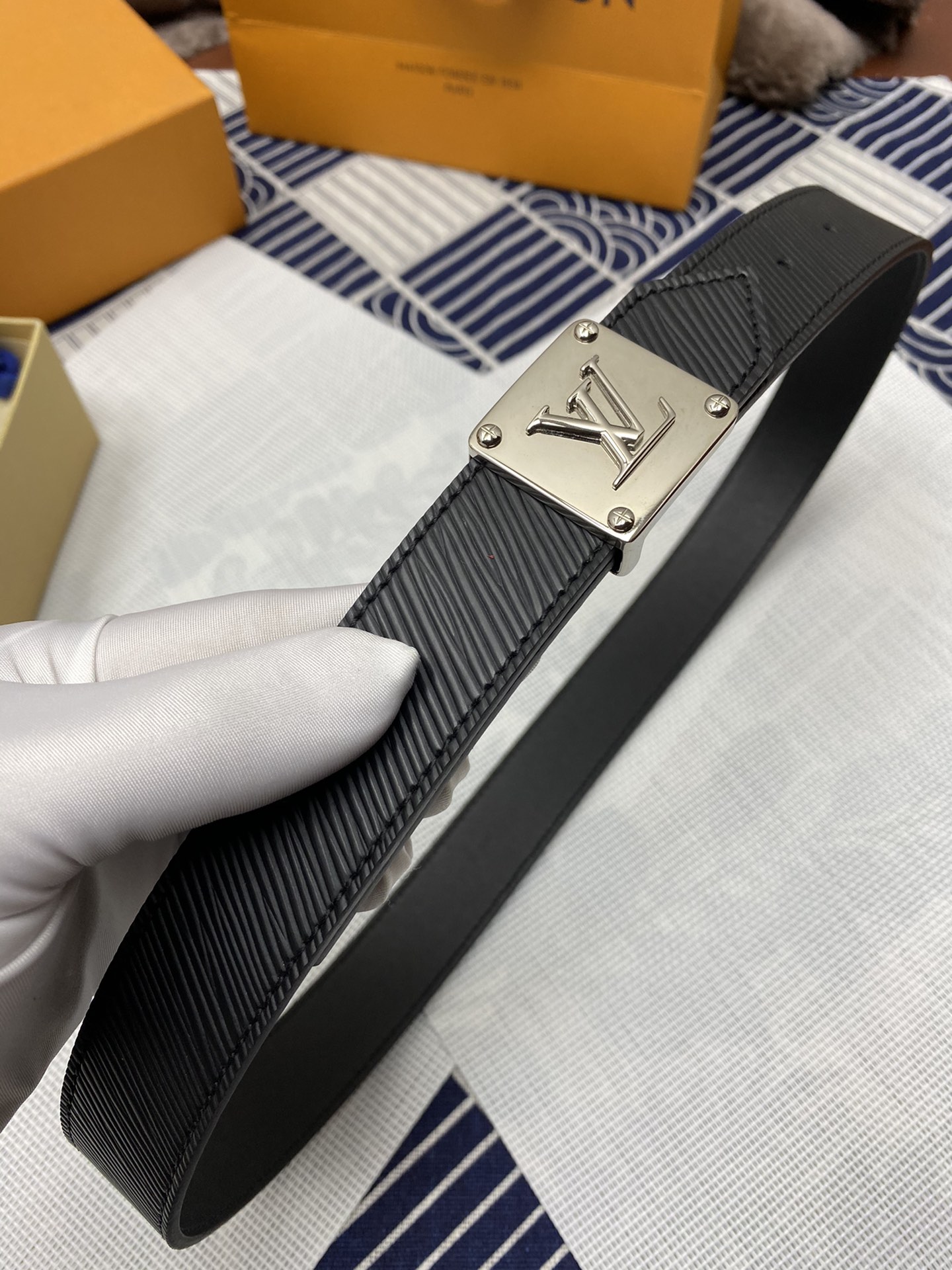 Louis Vuitton Haute Couture Luxury Atelier Designer Belt Tie Accessories 3
