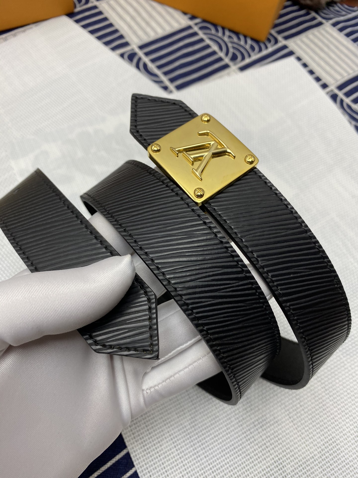 Louis Vuitton Haute Couture Luxury Atelier Designer Belt Tie Accessories 2