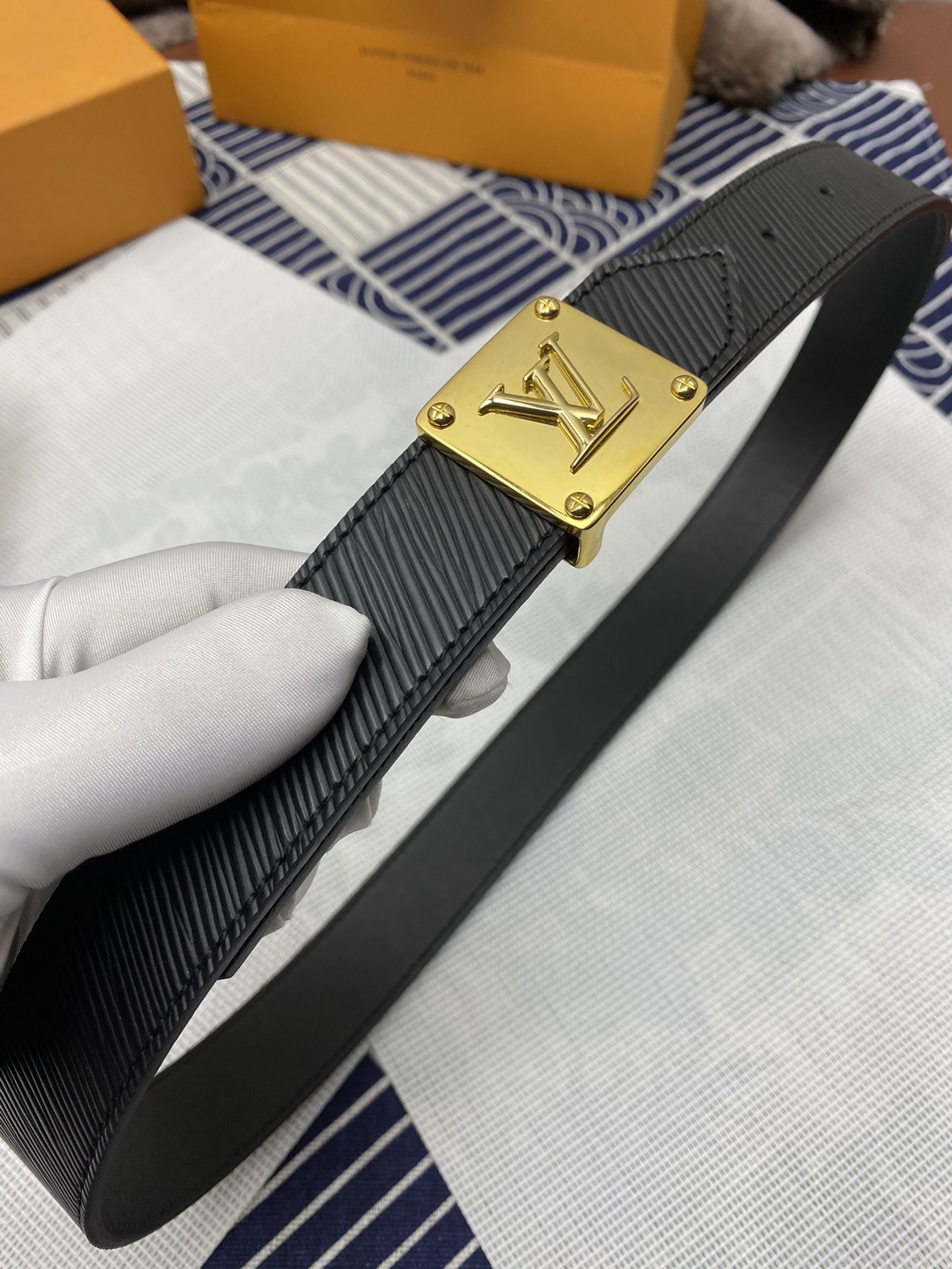 Louis Vuitton Haute Couture Luxury Atelier Designer Belt Tie Accessories 3