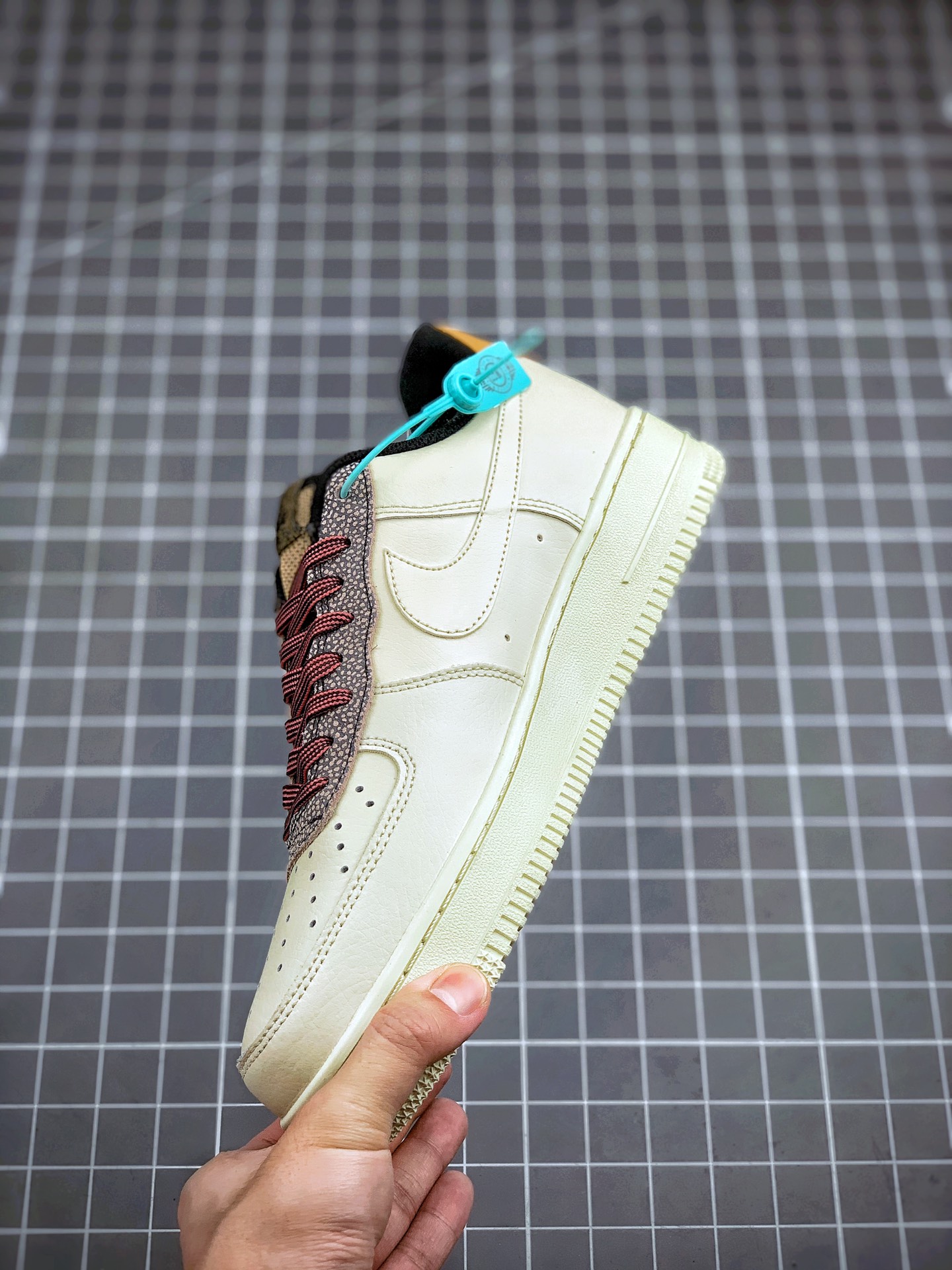 210 Air Force 1 '07 LV8 大理石纹 CK4363-100