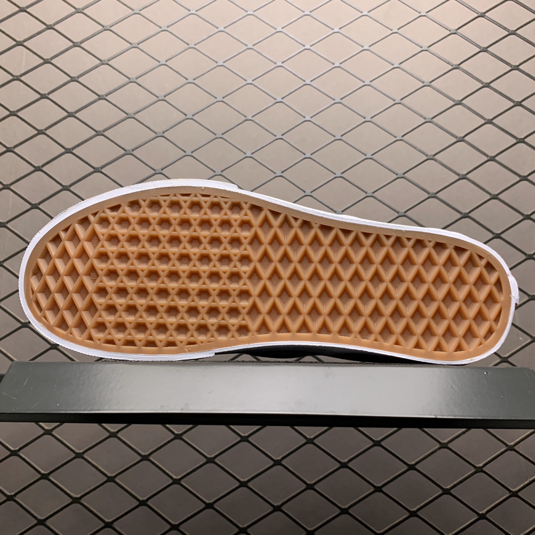 150 Vans 万斯 Slip-On 低帮硫化懒人一脚蹬休闲板鞋