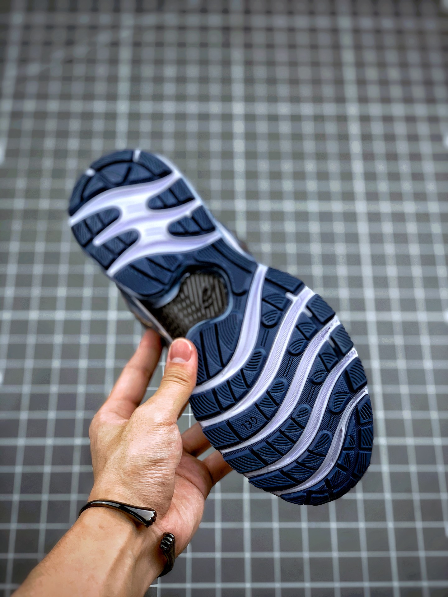 190 ASICS GEL- NIMBUS  22  亚瑟士官方新款 功能跑鞋