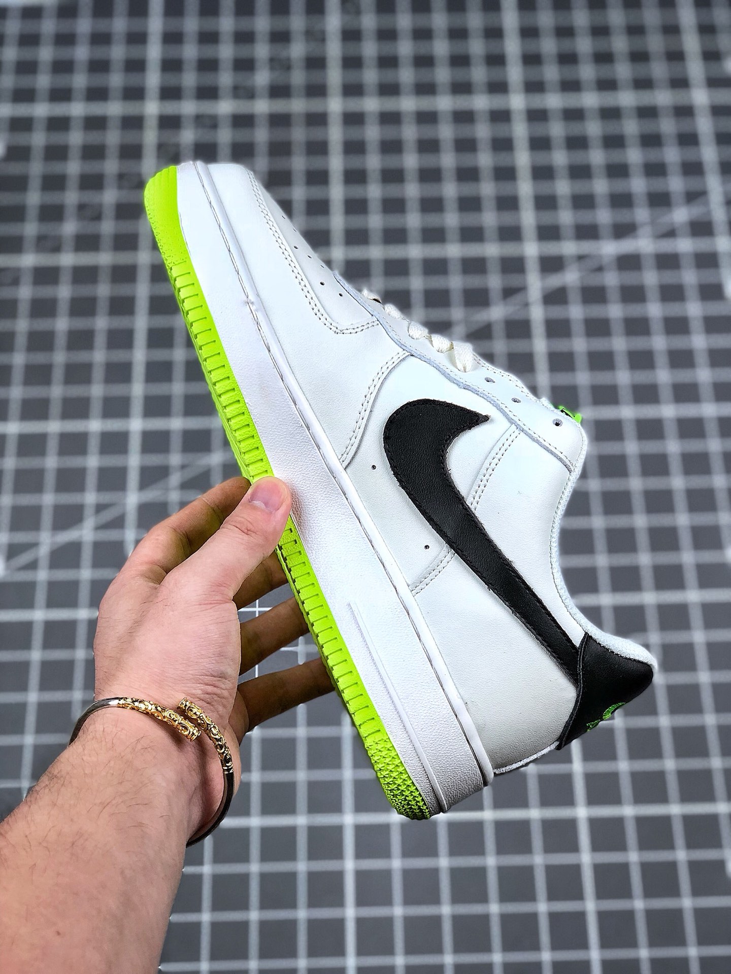 150 Nike Air Force 1 Low 耐克 空军一号 低帮 皮面 舒适脚感 时尚休闲缓震板鞋 货号：AO9296
