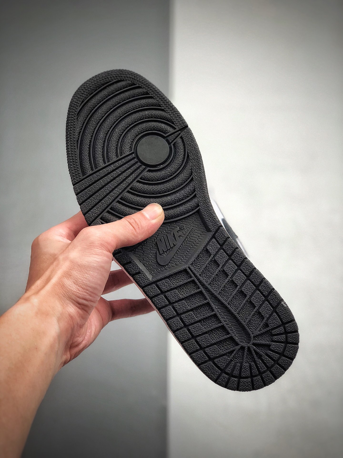 460  Air Jordan 1 High OG”Light Smoke Grey”AJ1代经典复古经典高帮百搭文化篮球鞋“烟灰黑红”555088-126