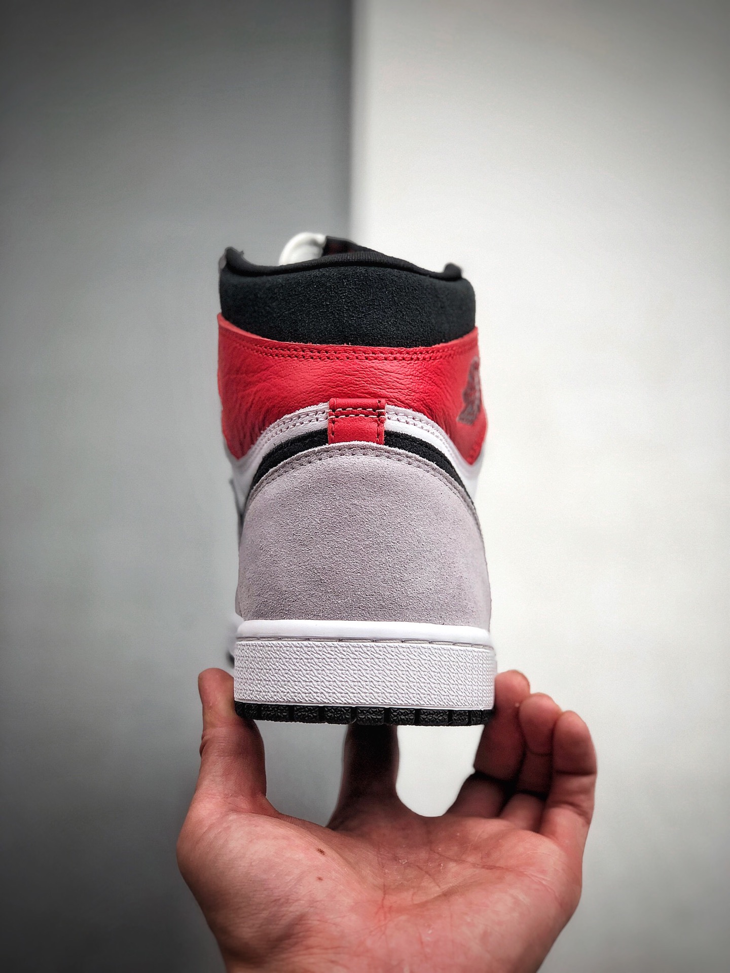 460  Air Jordan 1 High OG”Light Smoke Grey”AJ1代经典复古经典高帮百搭文化篮球鞋“烟灰黑红”555088-126