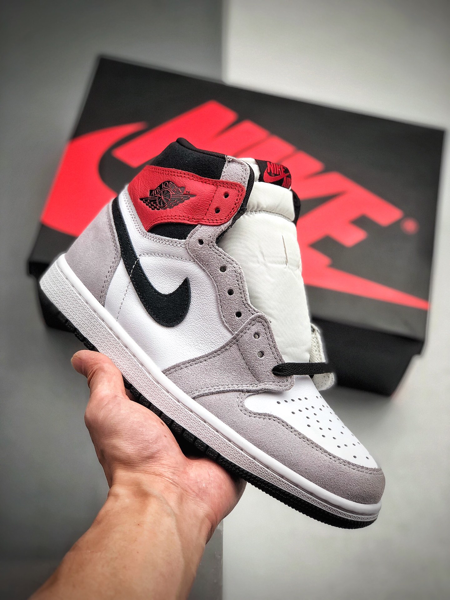 460  Air Jordan 1 High OG”Light Smoke Grey”AJ1代经典复古经典高帮百搭文化篮球鞋“烟灰黑红”555088-126