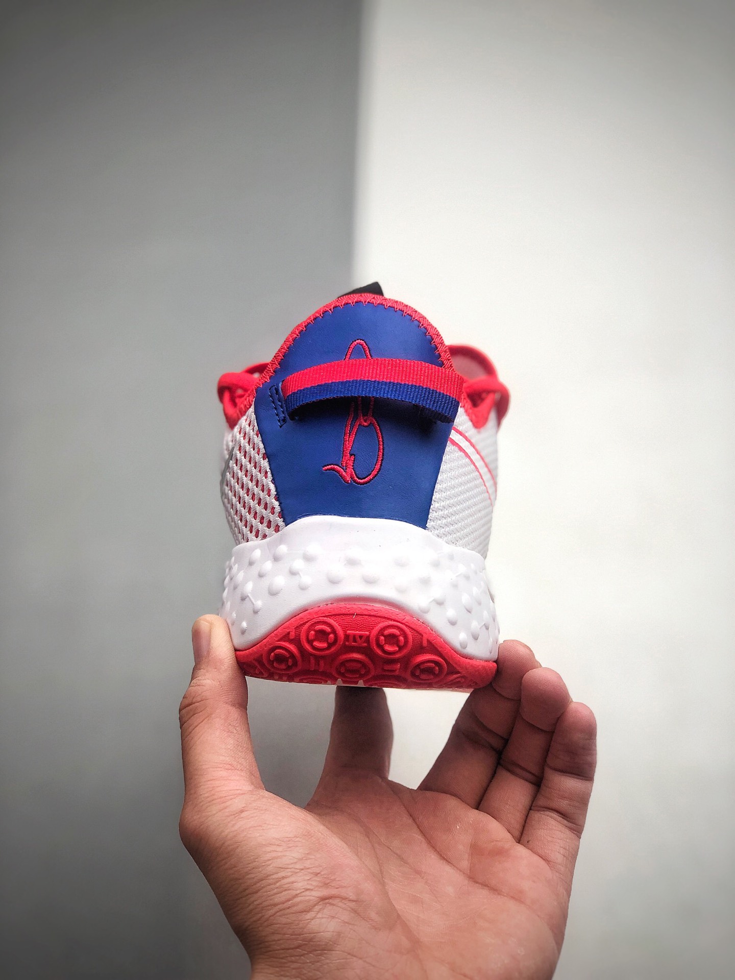230 耐克 保罗4代 Nike PG 4 EP保罗乔治四代篮球战靴CD5082 101