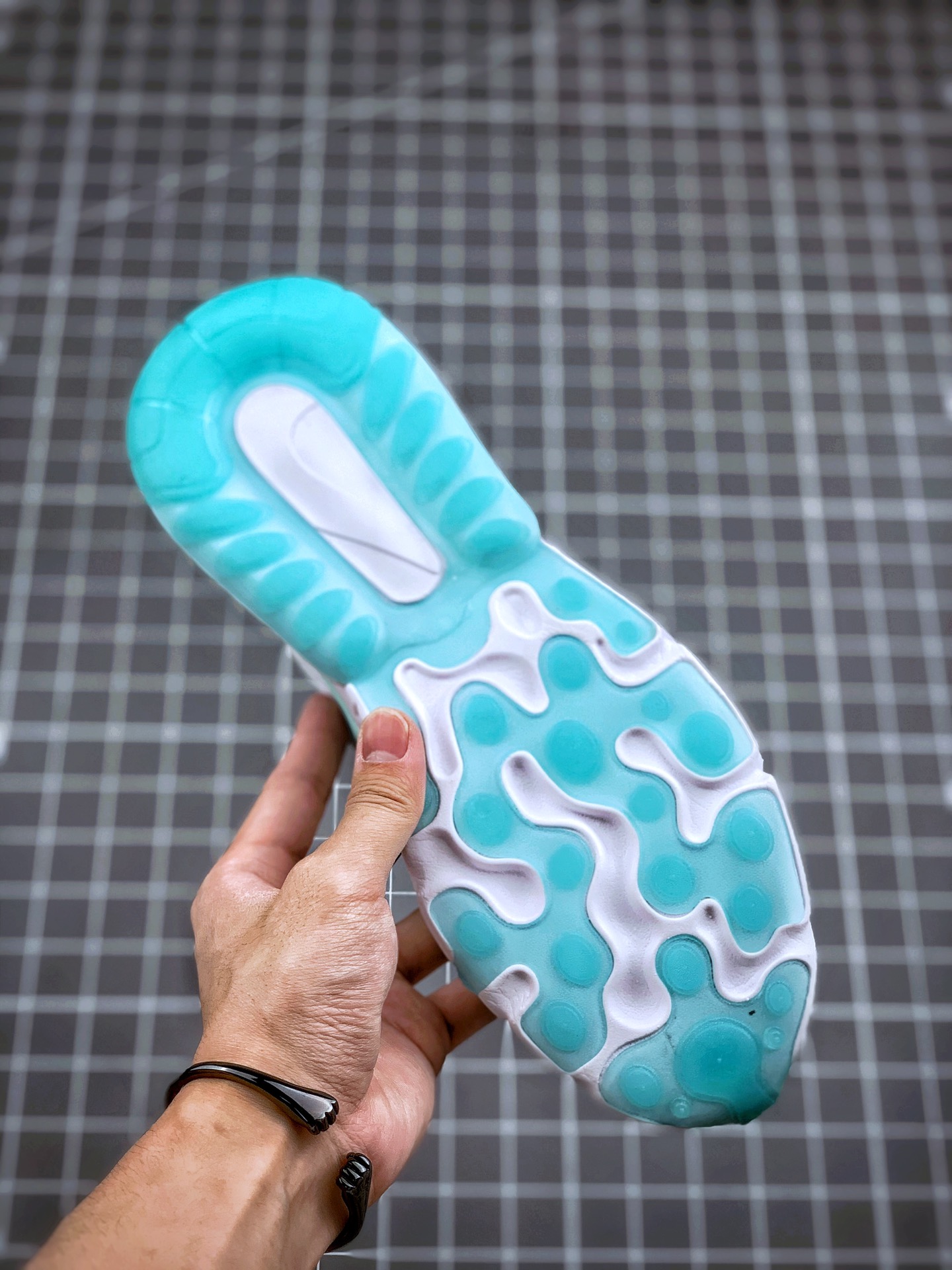 200 Air Max 270 React 白浅绿