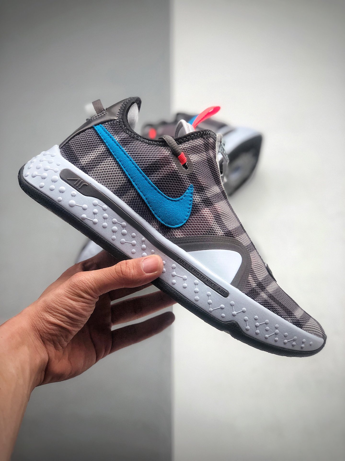 230 耐克 保罗4代 Nike PG 4 EP保罗乔治四代篮球战靴CD5082-002