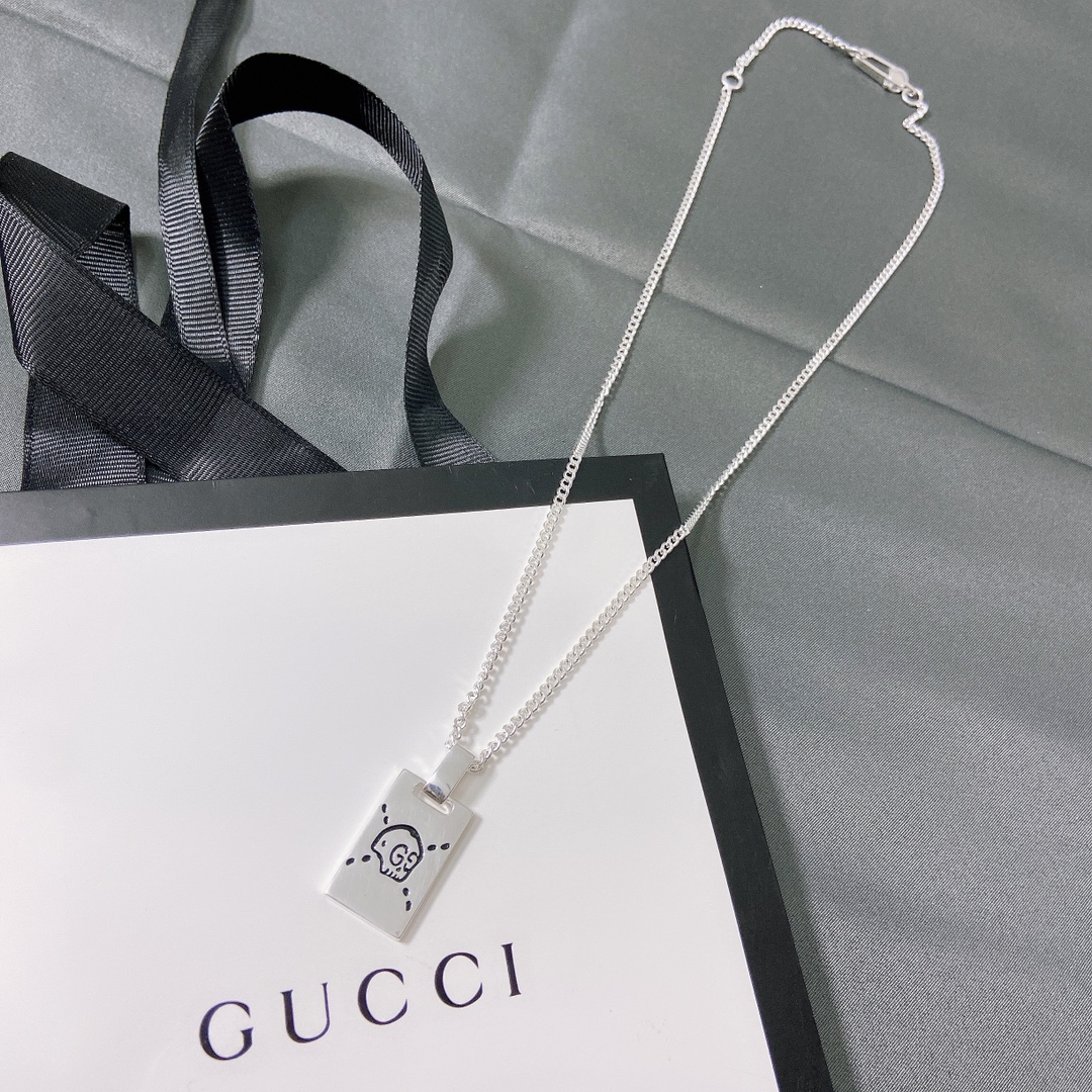 NO:102741,Gucci skull long card necklace, wear regardless of gender, chain length 55㎝, about 18.5g, Gucci necklace, gucci, necklace19860909古驰骷髅头长牌 项链 不分男女佩戴 链长55㎝,约18.5g,古驰项链,gucci,necklace,Jewelry