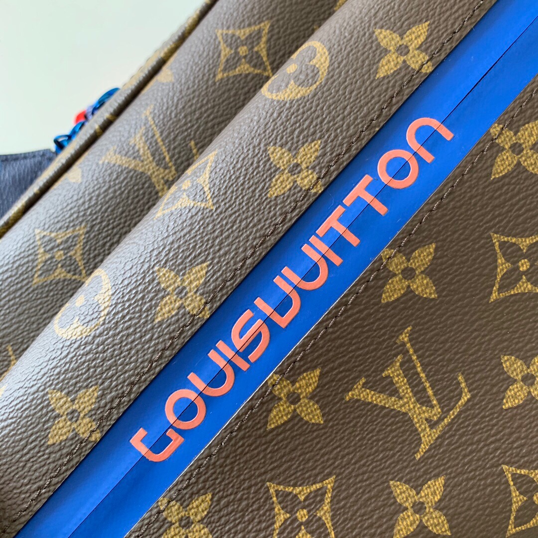 路易威登 Louis Vuitton 高定典藏名品高定成衣时装外套连衣裙衬衫T恤 #4C956A52 5