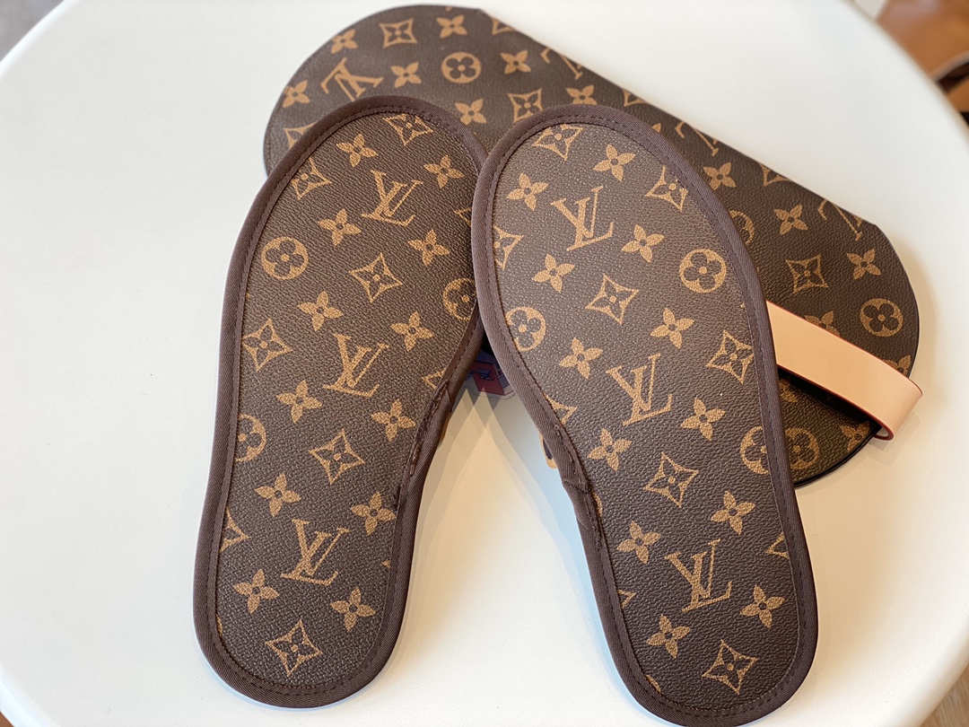 Custom Designer House Slippers - Comprehensive 6