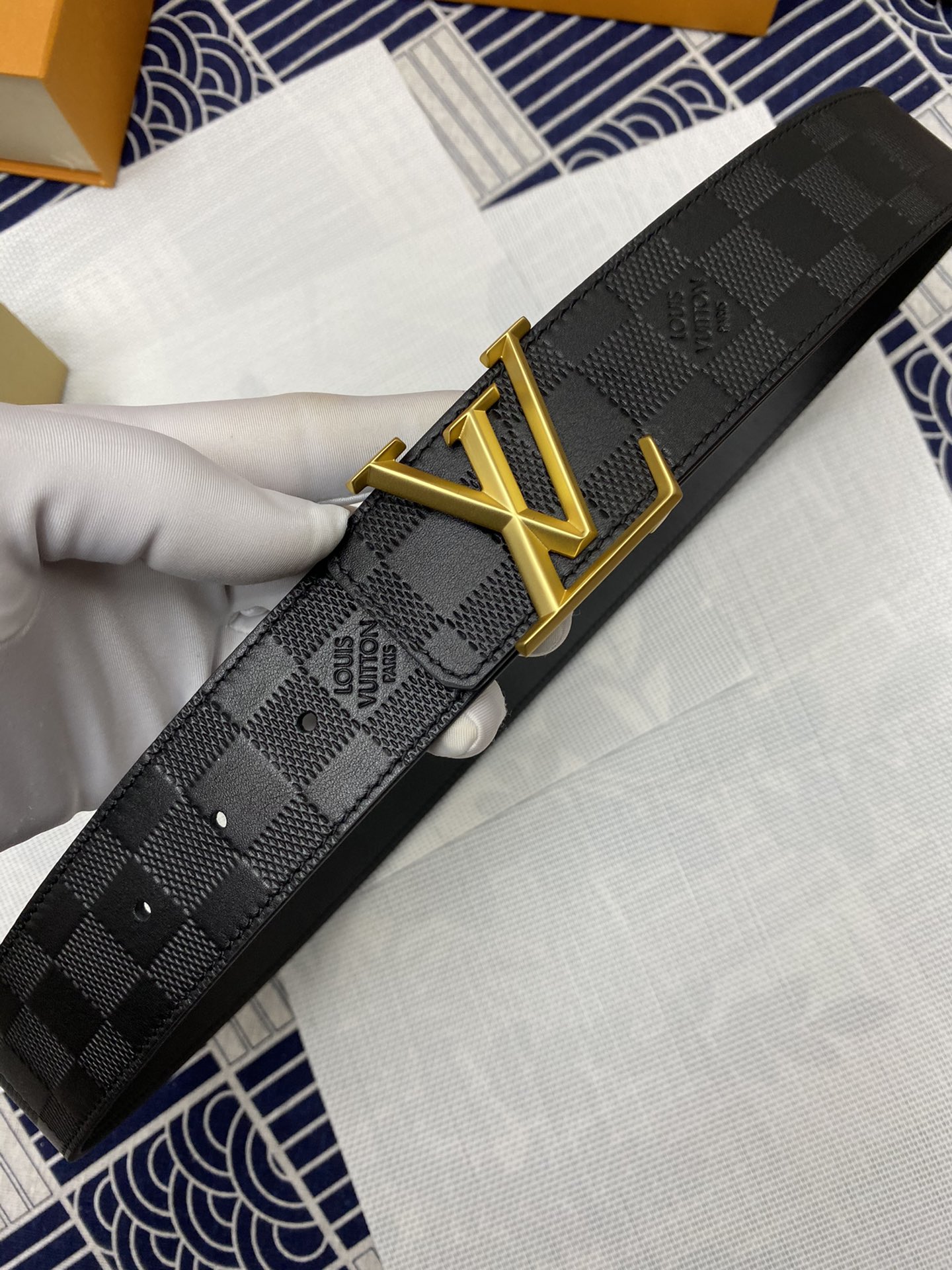 Lv路易威登LOUISVUITTON