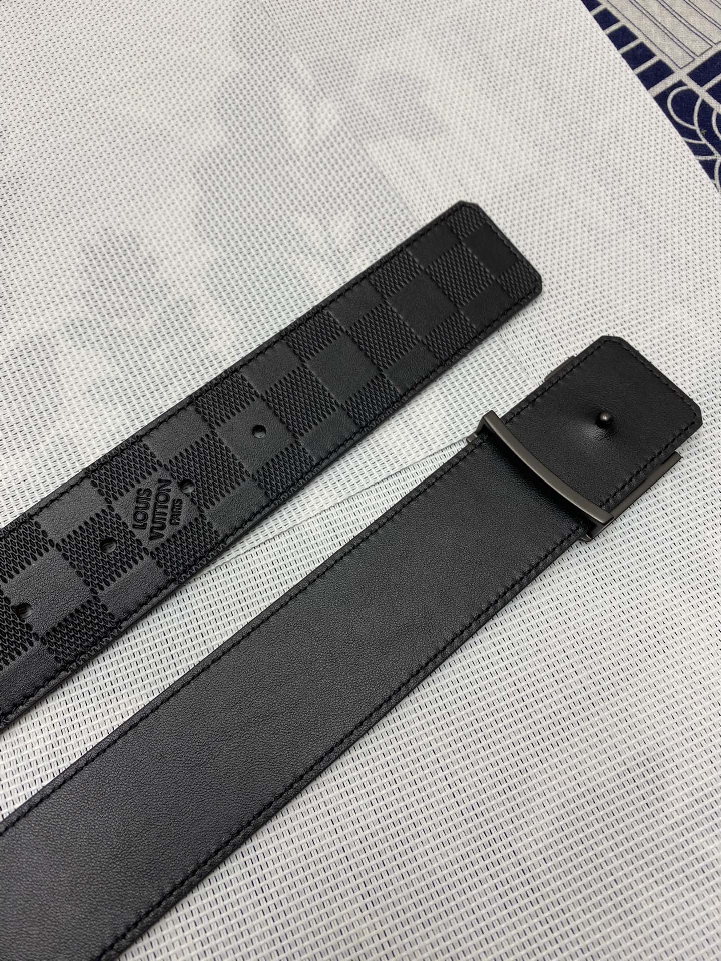 Lv路易威登LOUISVUITTON