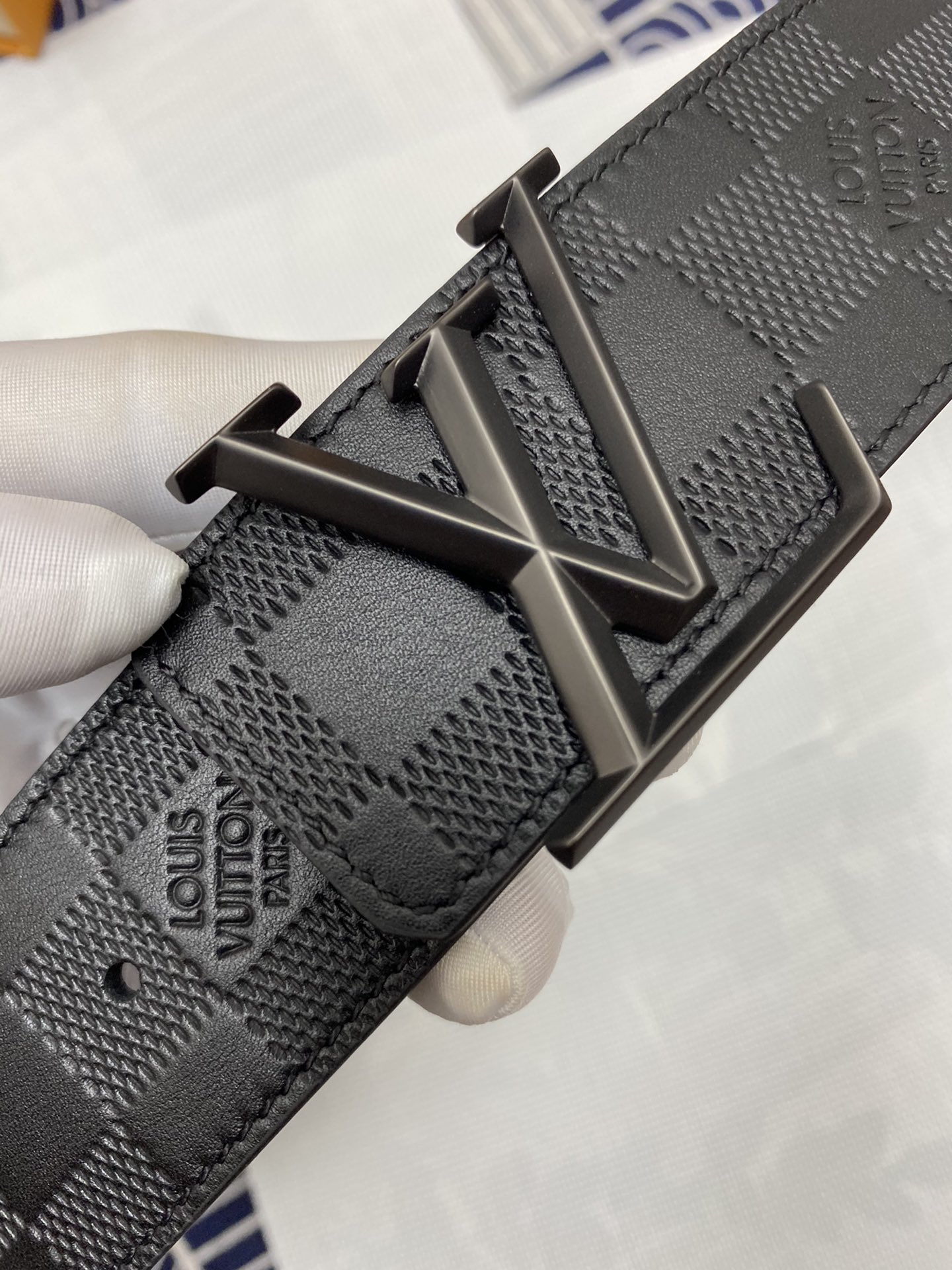 Lv路易威登LOUISVUITTON