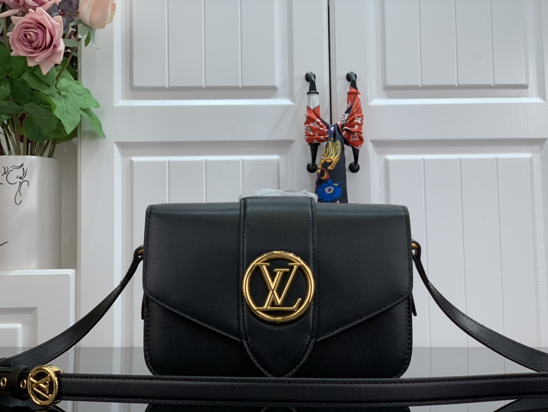 Louis Vuitton LV Pont Bags Handbags Gold Cowhide m55948