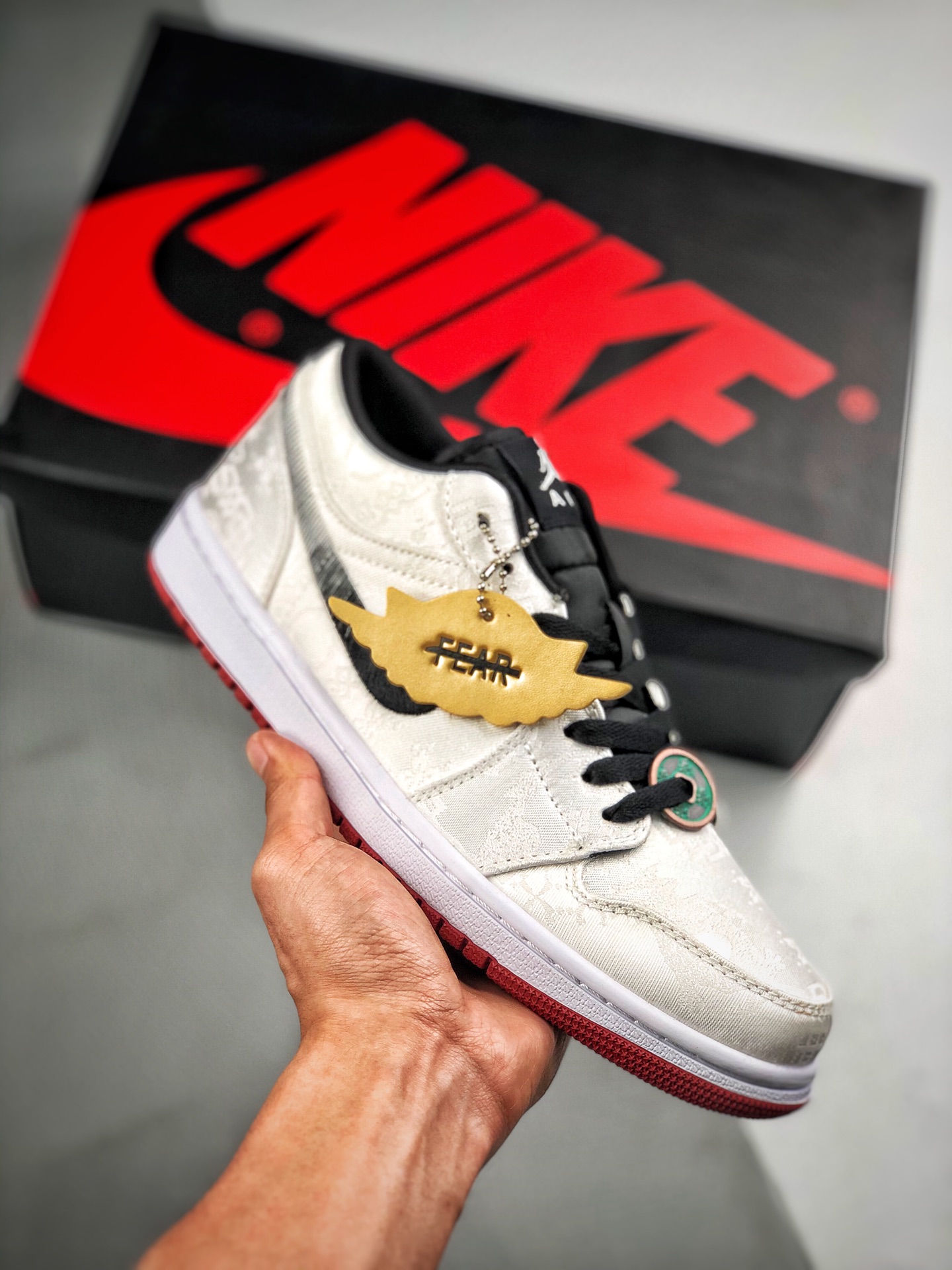 Soporte pago contra reembolso Air Jordan 1 Low seda blanca, con módulo de aire incorporado original de fábric…