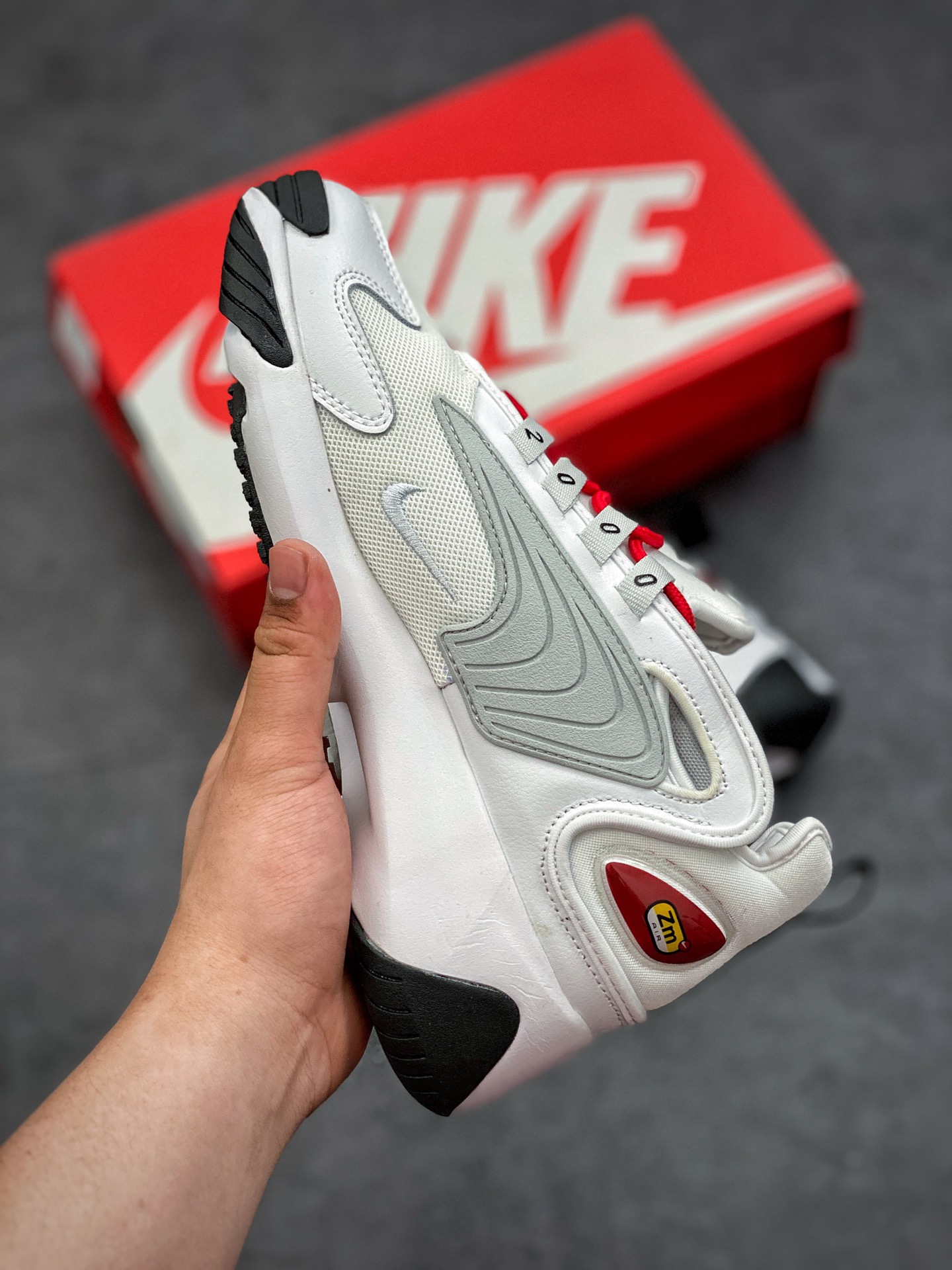 230 Nike Zoom 2K 复古老爹慢跑鞋  公司级  货号：AO0354-107