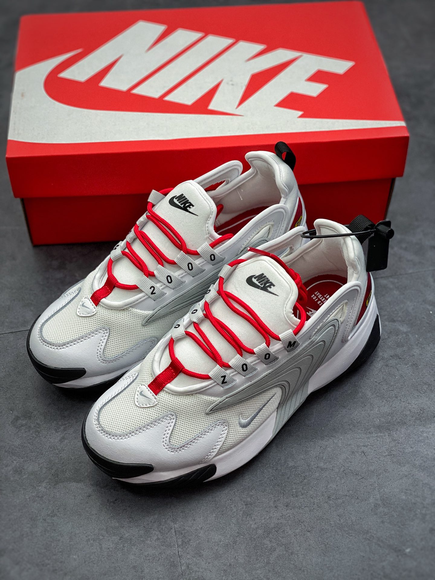 230 Nike Zoom 2K 复古老爹慢跑鞋  公司级  货号：AO0354-107