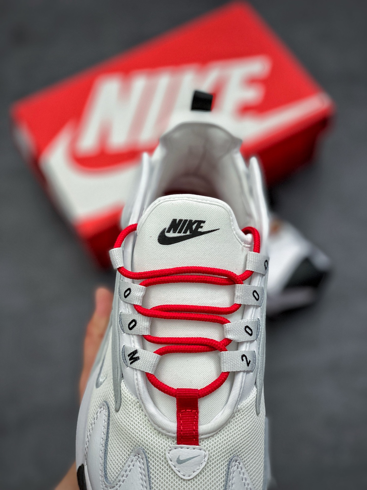 230 Nike Zoom 2K 复古老爹慢跑鞋  公司级  货号：AO0354-107