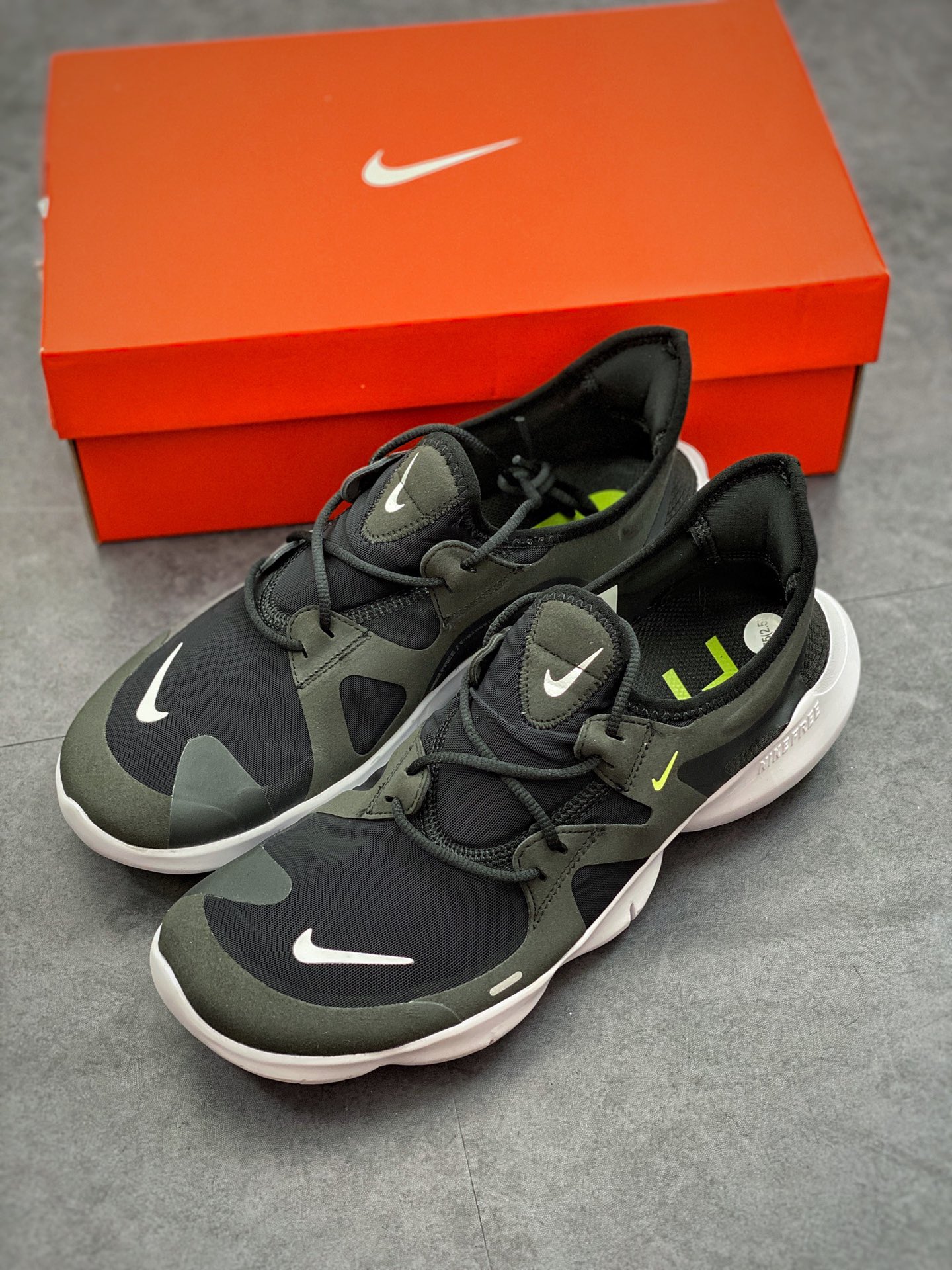 170 新季度官方主推款  Nike Wmns Free Rn 5.0 2019  超轻网面透气运动跑步鞋 AQ1289 003