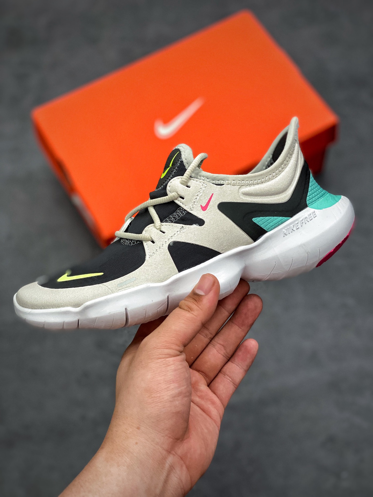 170 Nike Wmns Free Rn 5.0 2019  超轻网面透气运动跑步鞋 AQ1316 100