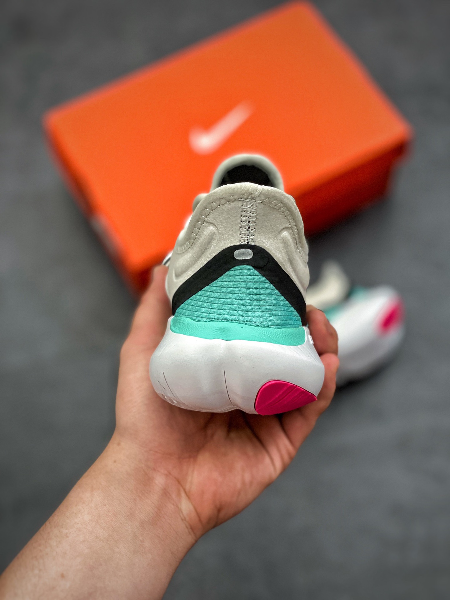 170 Nike Wmns Free Rn 5.0 2019  超轻网面透气运动跑步鞋 AQ1316 100