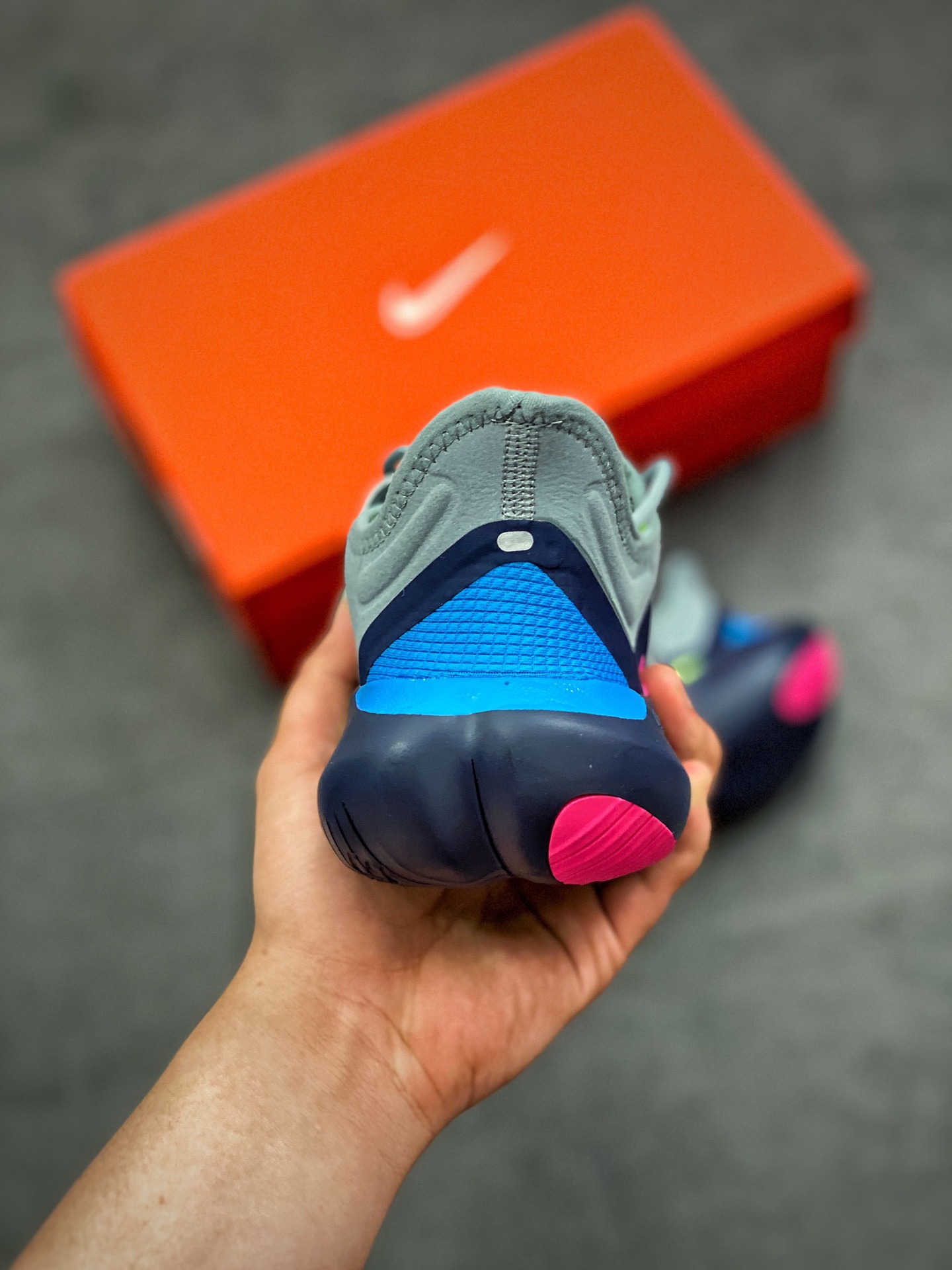170 新季度官方主推款  Nike Wmns Free Rn 5.0 2019 赤足超弹力大底 AQ1289-400