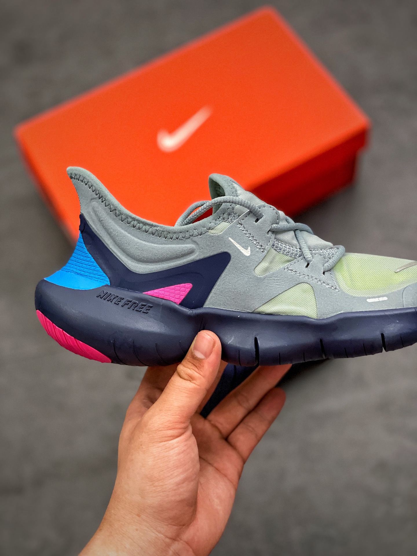 170 新季度官方主推款  Nike Wmns Free Rn 5.0 2019 赤足超弹力大底 AQ1289-400
