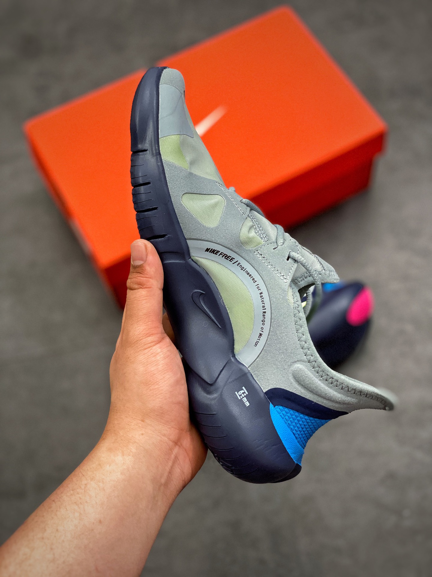 170 新季度官方主推款  Nike Wmns Free Rn 5.0 2019 赤足超弹力大底 AQ1289-400