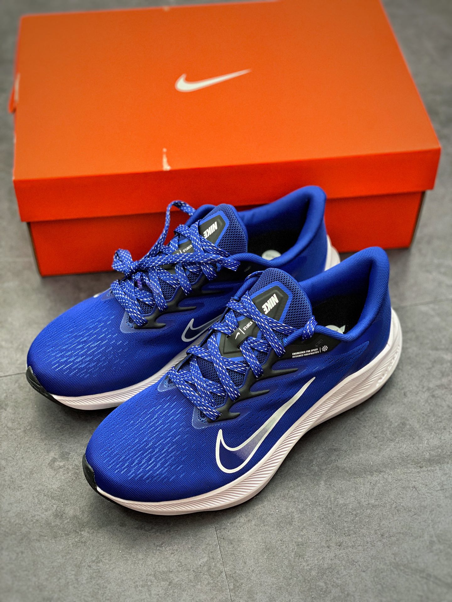 200 公司级 原装组合大底  Nike Zoom Pegasus 37 登月37 透气缓震疾速跑鞋货号：CJ0291-401