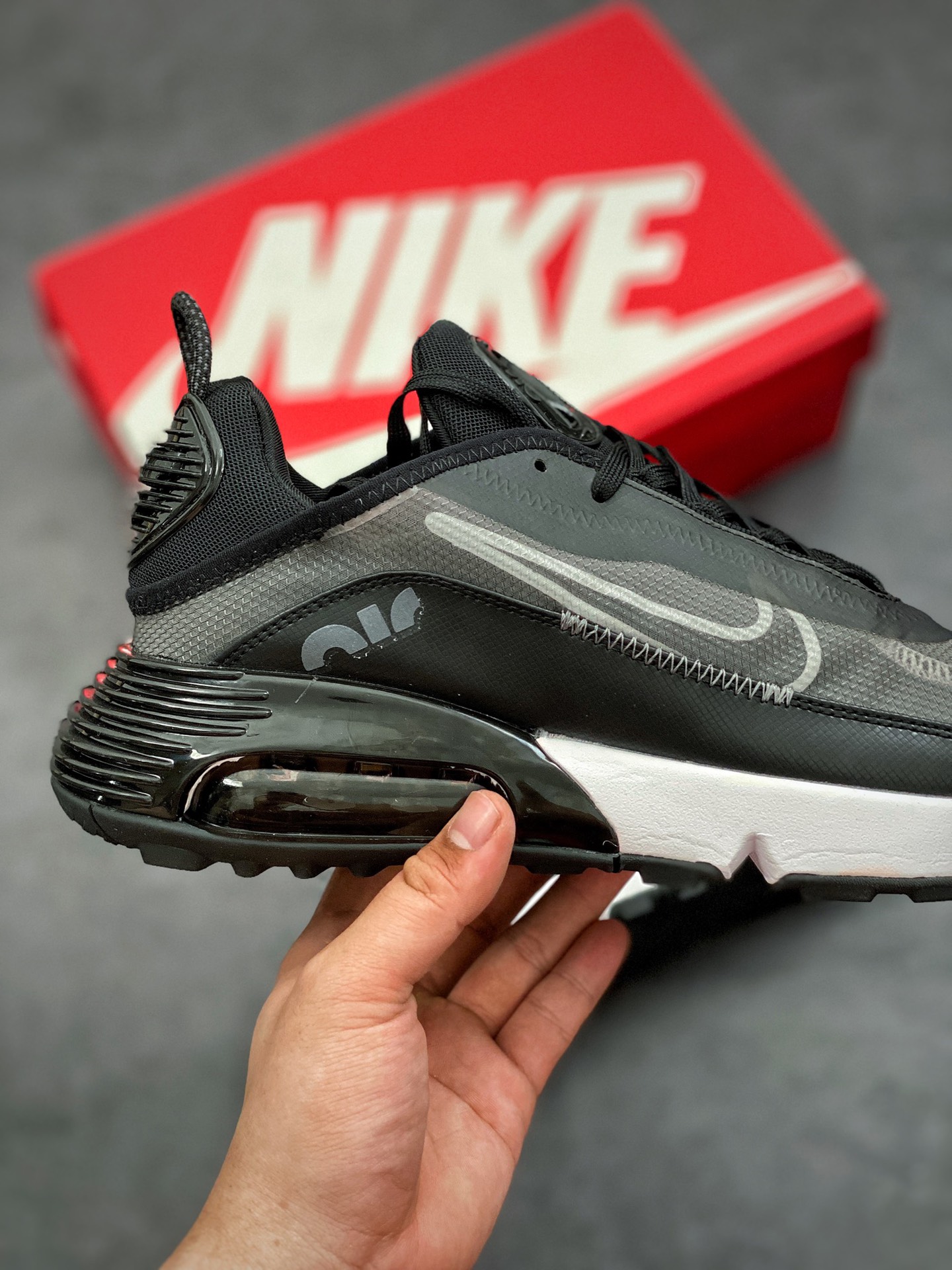 200 公司级  Nike Air Max 2090 黑银 货号：CW7306-001 耐克2020春新季款气垫跑鞋