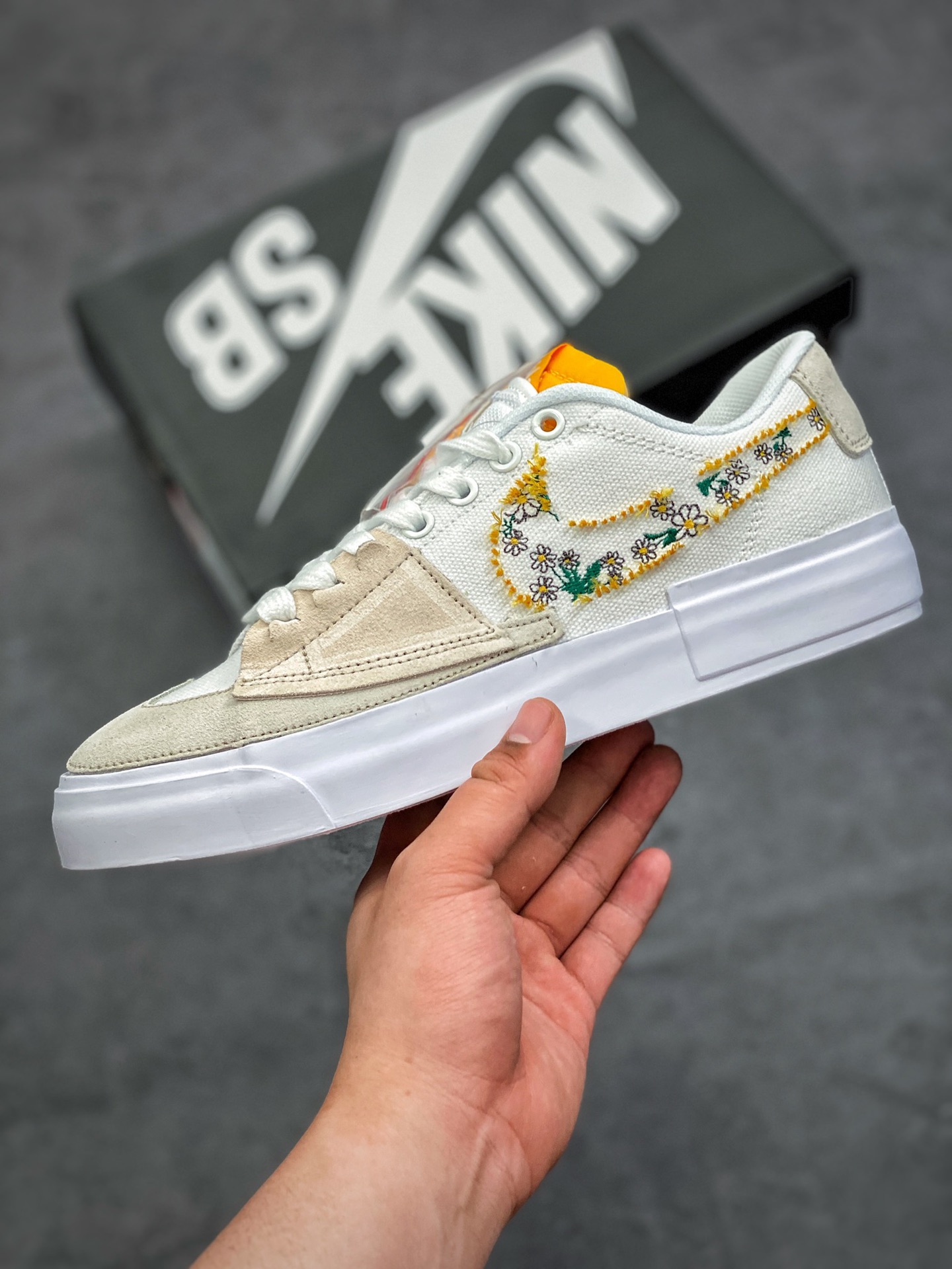 240 NK SB Zoom Blazer Mid Edge”Hack Pack”解构补丁风货号：CI3833-412