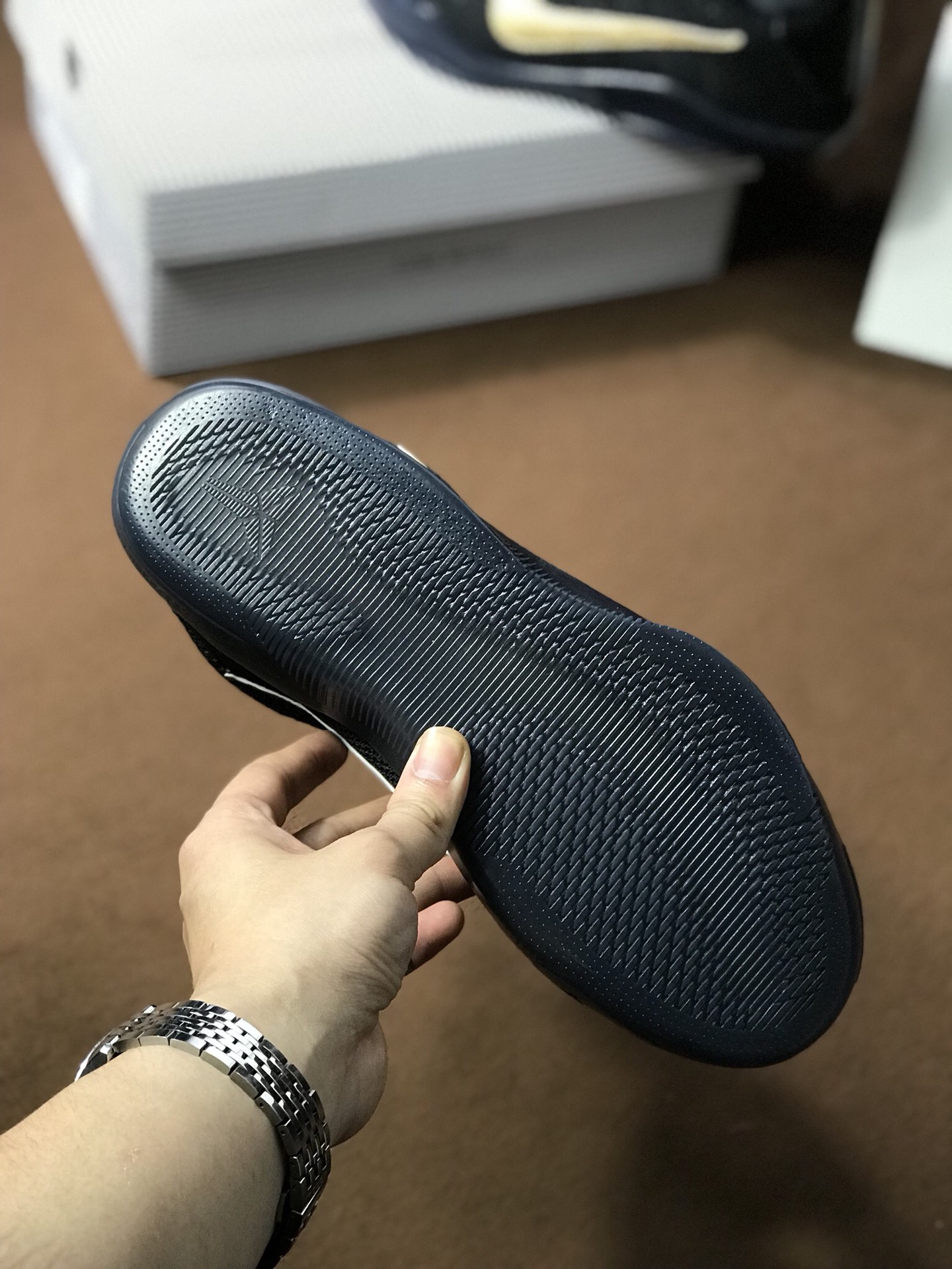 220 Nike Kobe 11 Elite Low FTB 科比11代 实战篮球鞋 869459-001 黑金