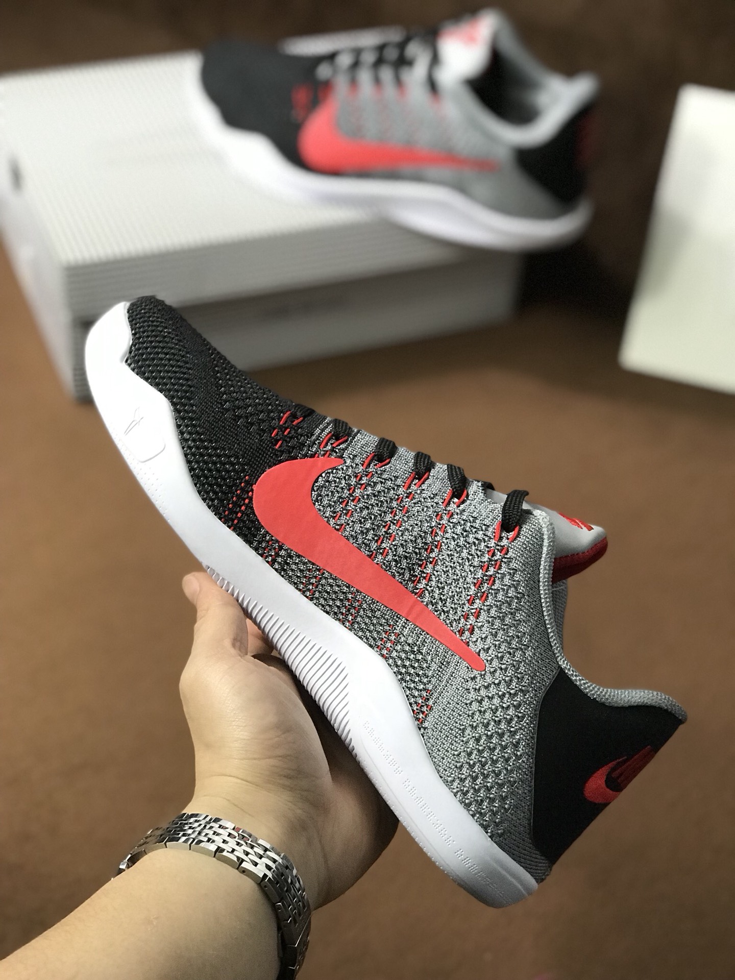 220 Nike Kobe 11 Elite Low FTB 科比11代 低帮编织鞋面男子实战篮球鞋 822670 600