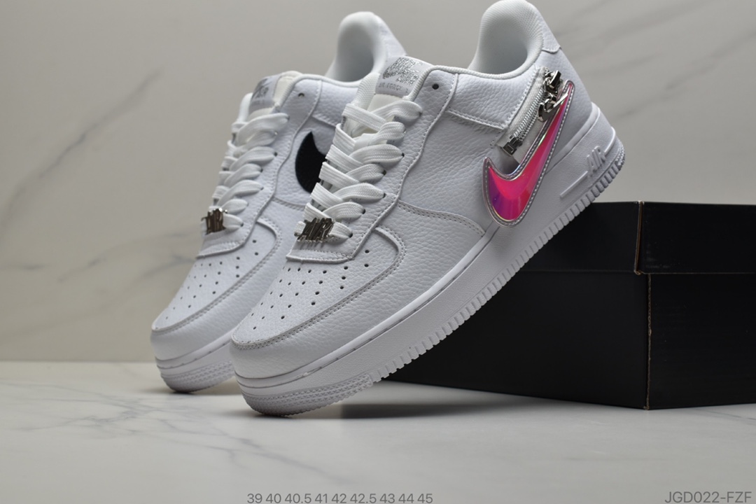 180 公司级Air Force 1 空军低帮  货号:CW6558-100
