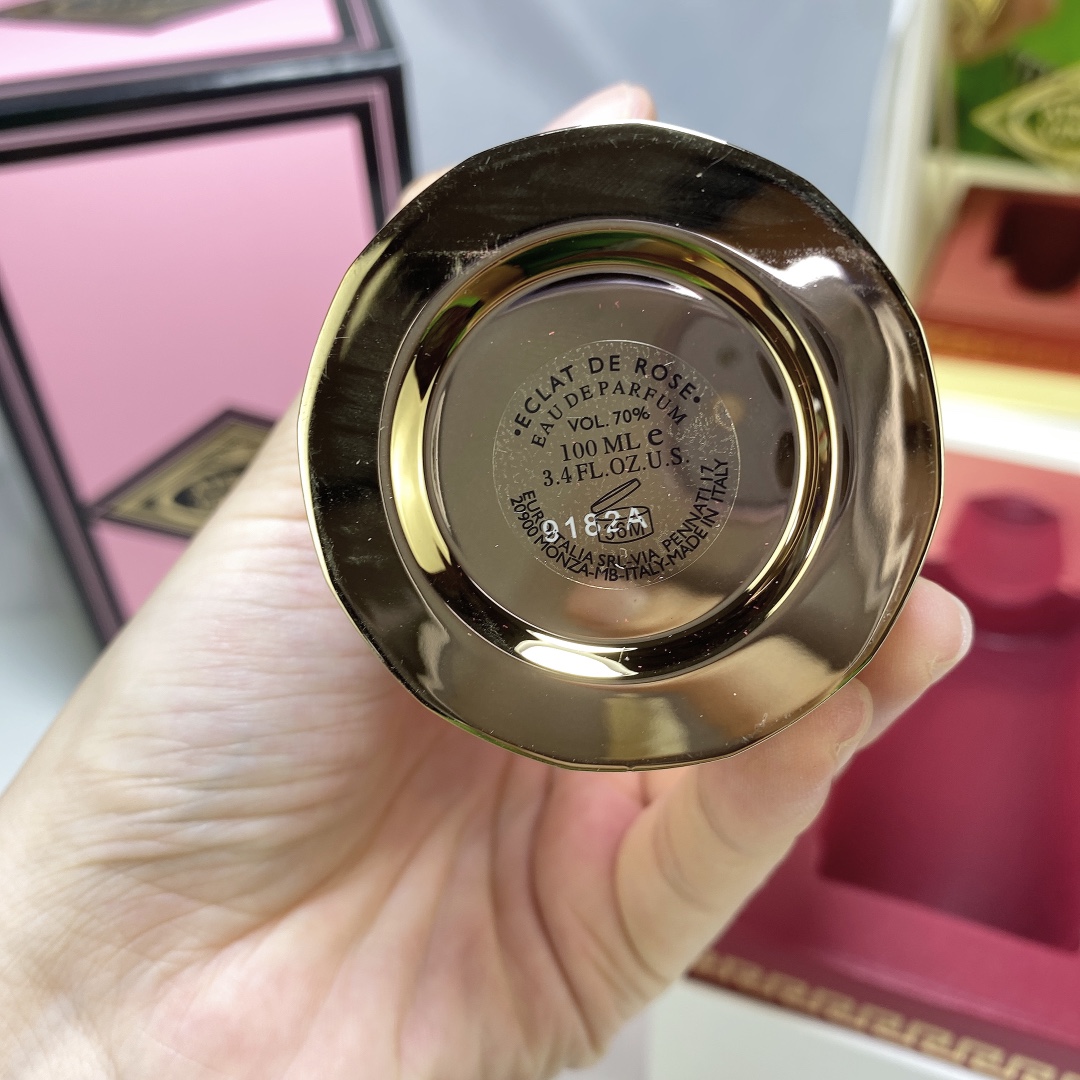 Atelier Versace Éclat de Rose Eau de Parfum - 100ml - Pink Bottle 5 i1590344120 6071 3