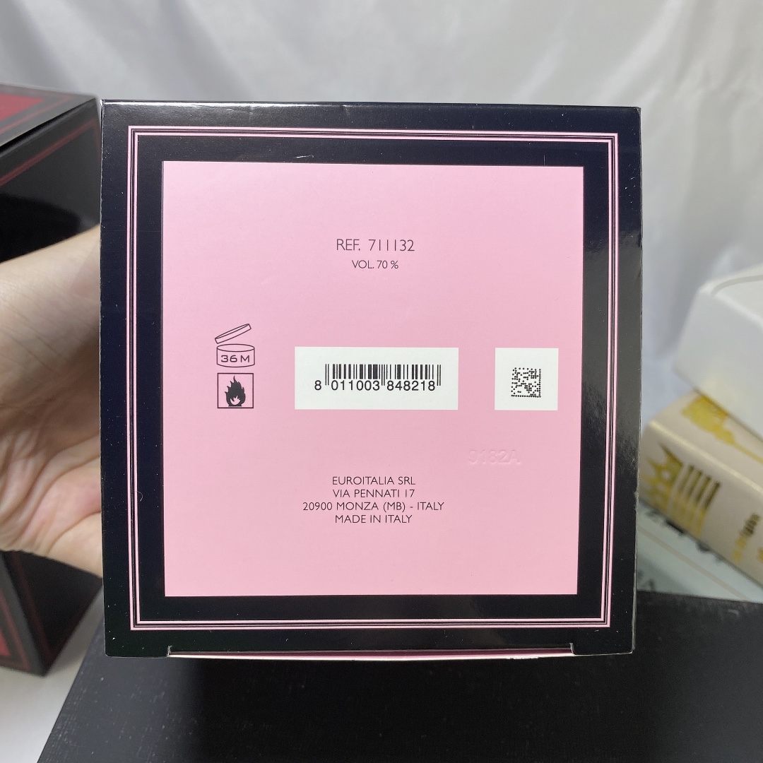 Atelier Versace Éclat de Rose Eau de Parfum - 100ml - Pink Bottle 8 i1590344120 8405 6