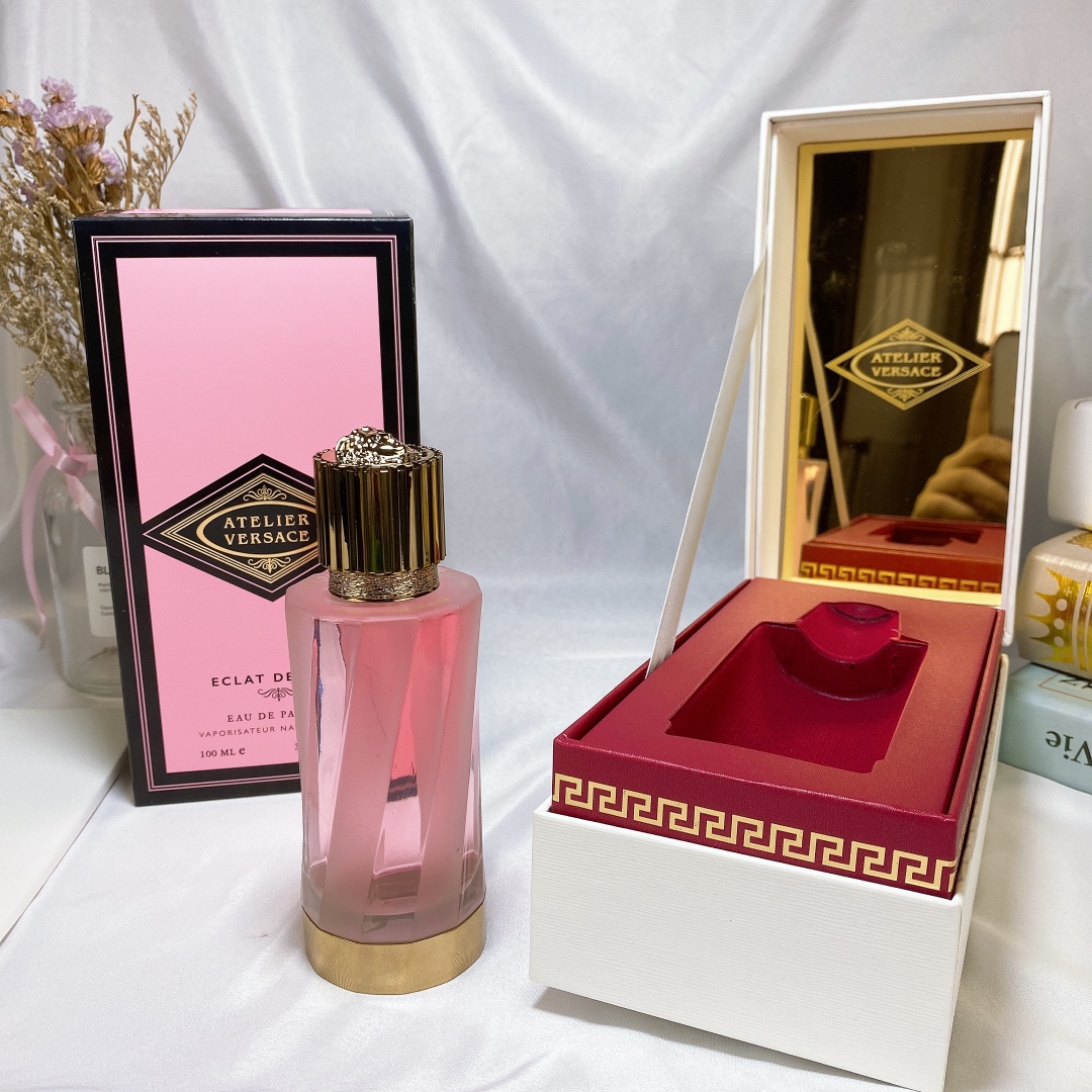 Atelier Versace Éclat de Rose Eau de Parfum - 100ml - Pink Bottle 3 i1590344120 878 1