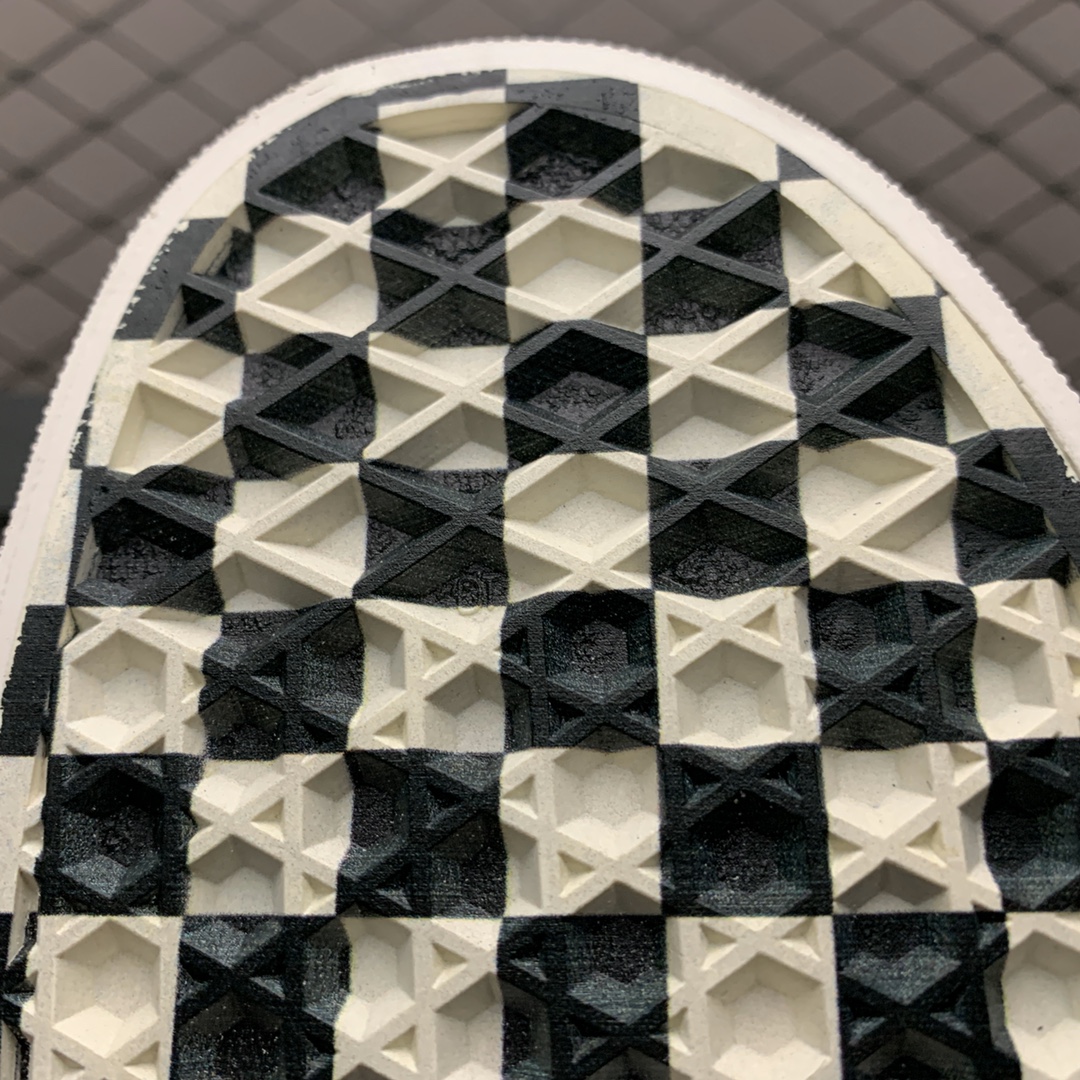 170 Vans 万斯 x Rhude 联名合作推出Paisüxitley 腰果花图案 低帮硫化休闲板鞋